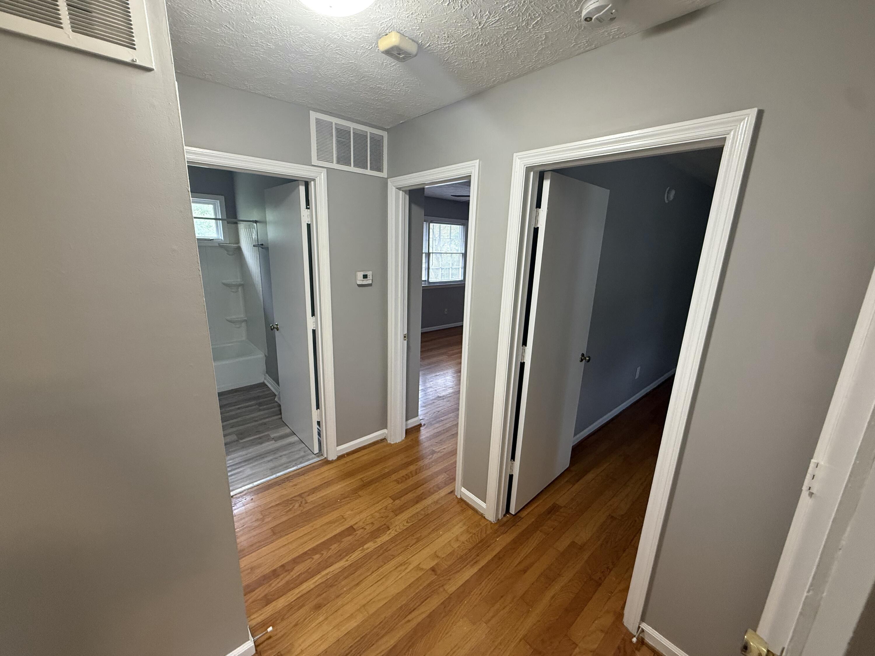 3411 Sutherland Drive A Property Photo 8