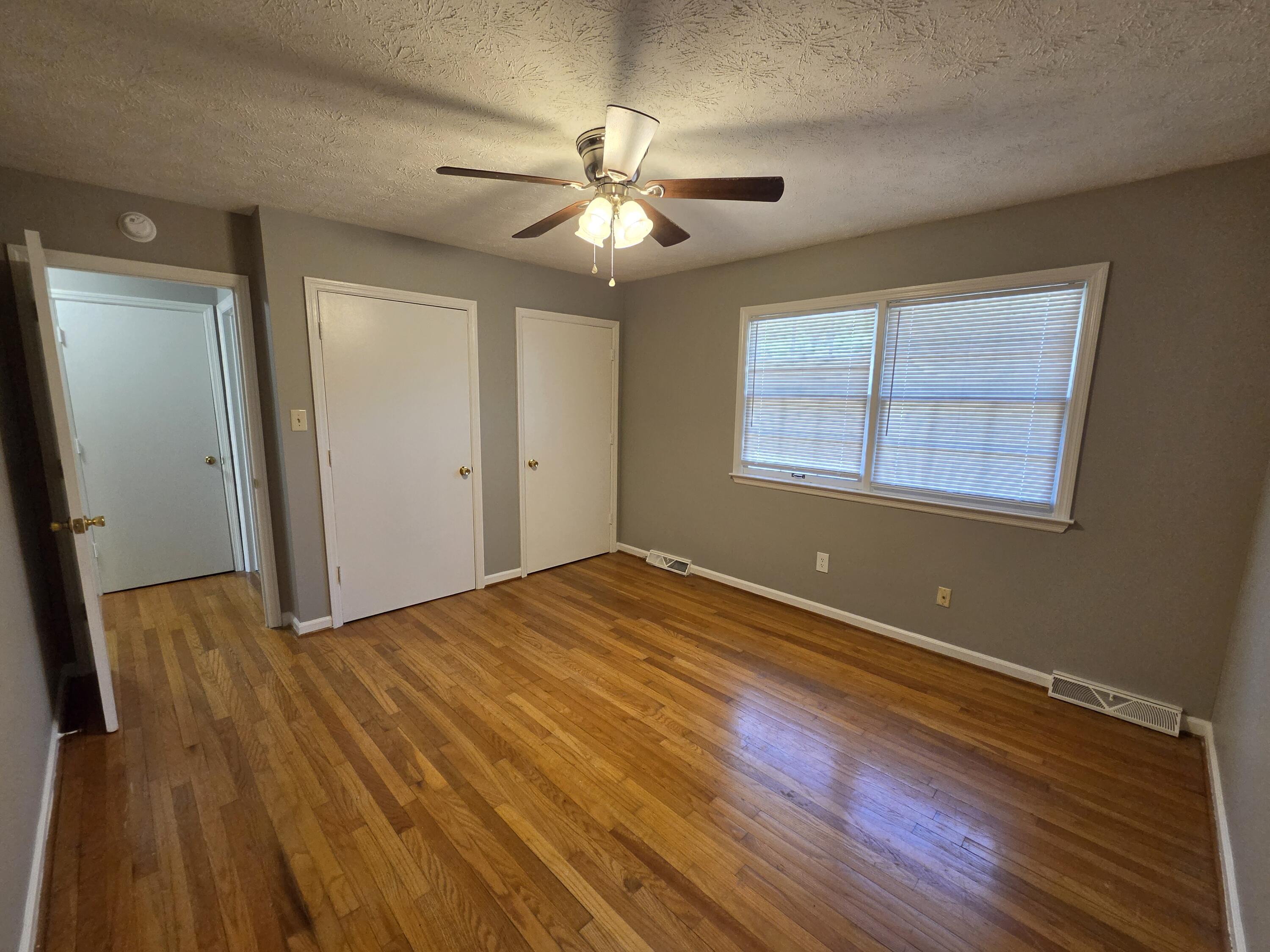 3411 Sutherland Drive A Property Photo 10