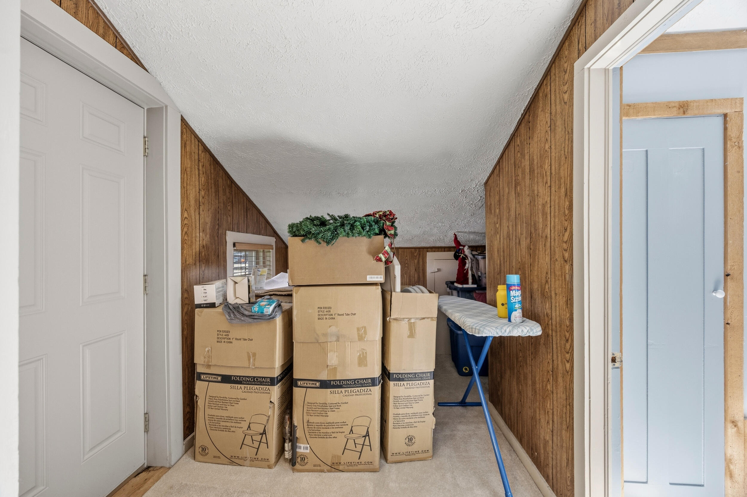 411 E 2nd Street Property Photo 43