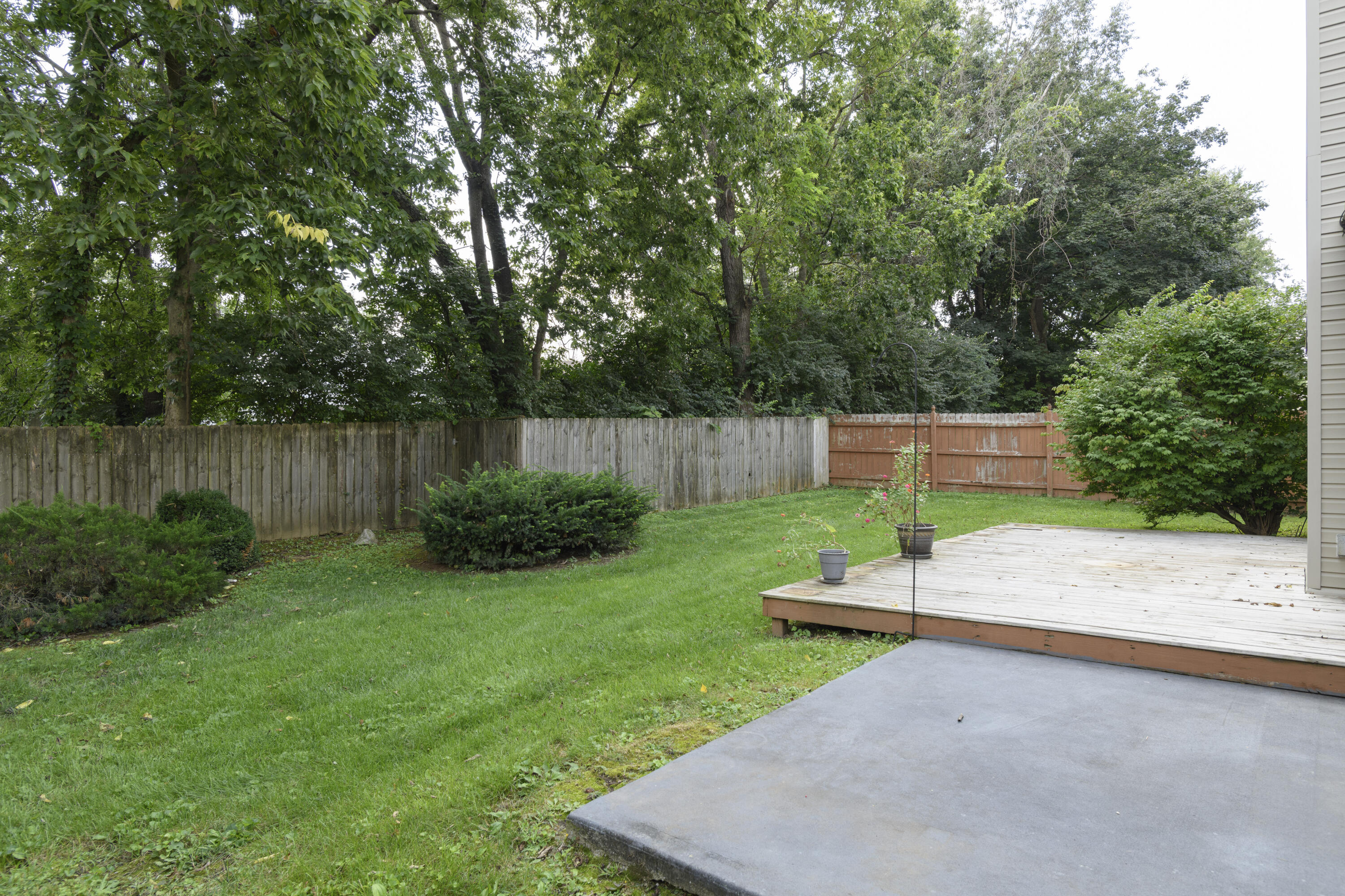 825 Willow Oak Circle Property Photo 2
