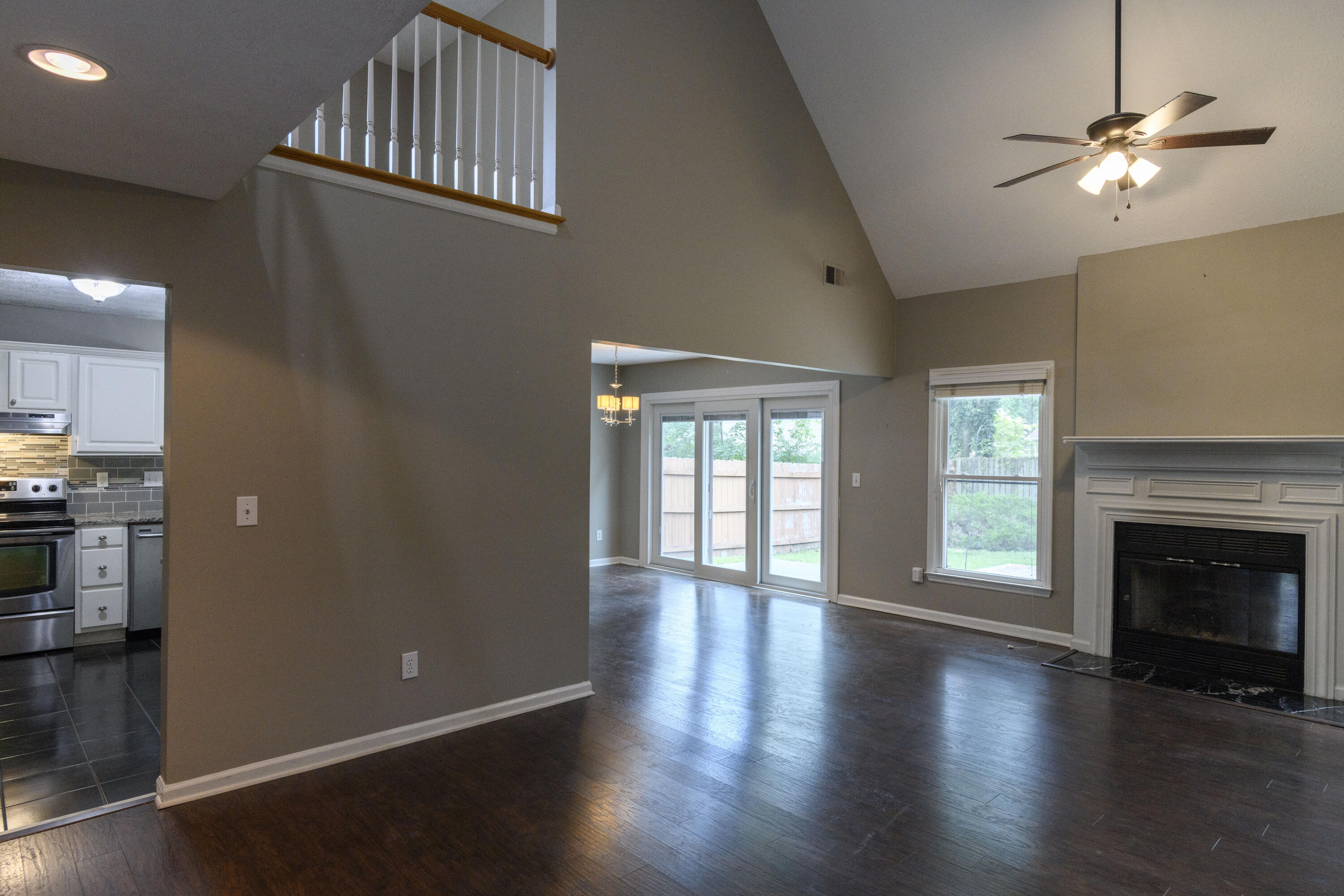 825 Willow Oak Circle Property Photo 4