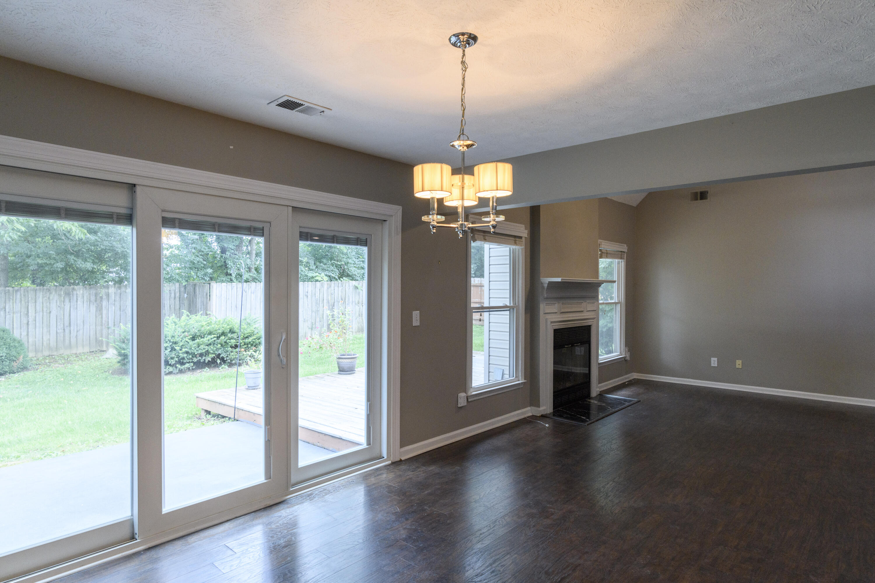 825 Willow Oak Circle Property Photo 6