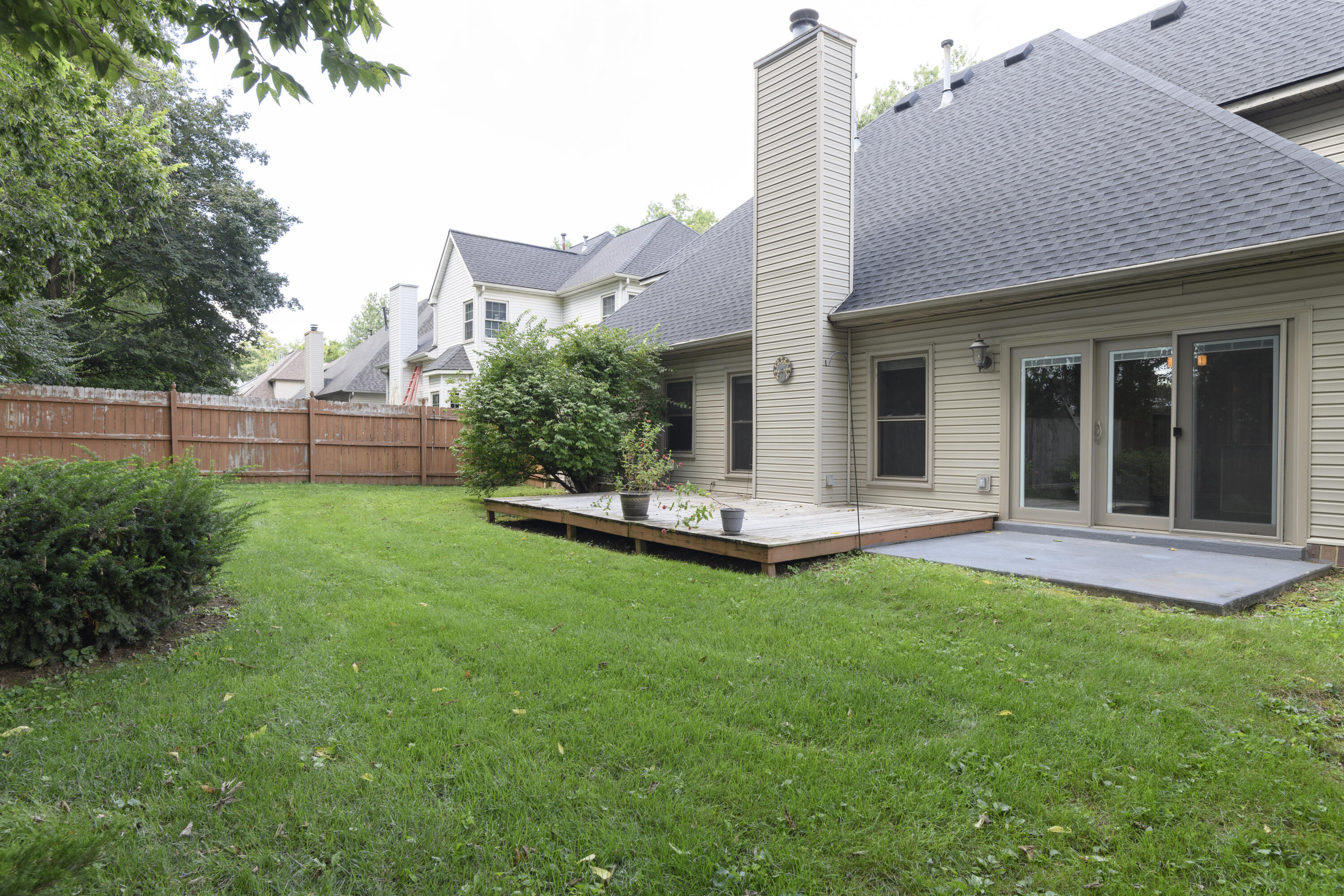 825 Willow Oak Circle Property Photo 8