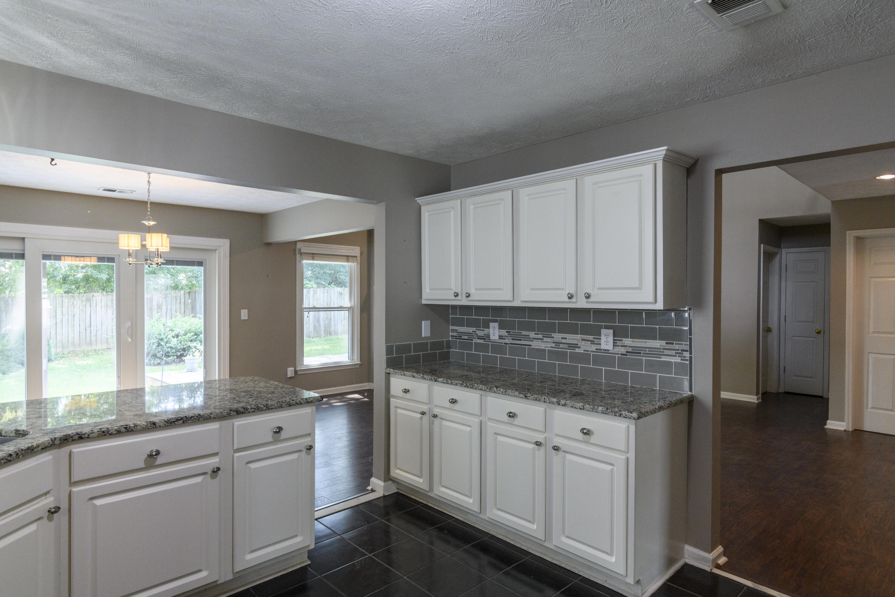 825 Willow Oak Circle Property Photo 9