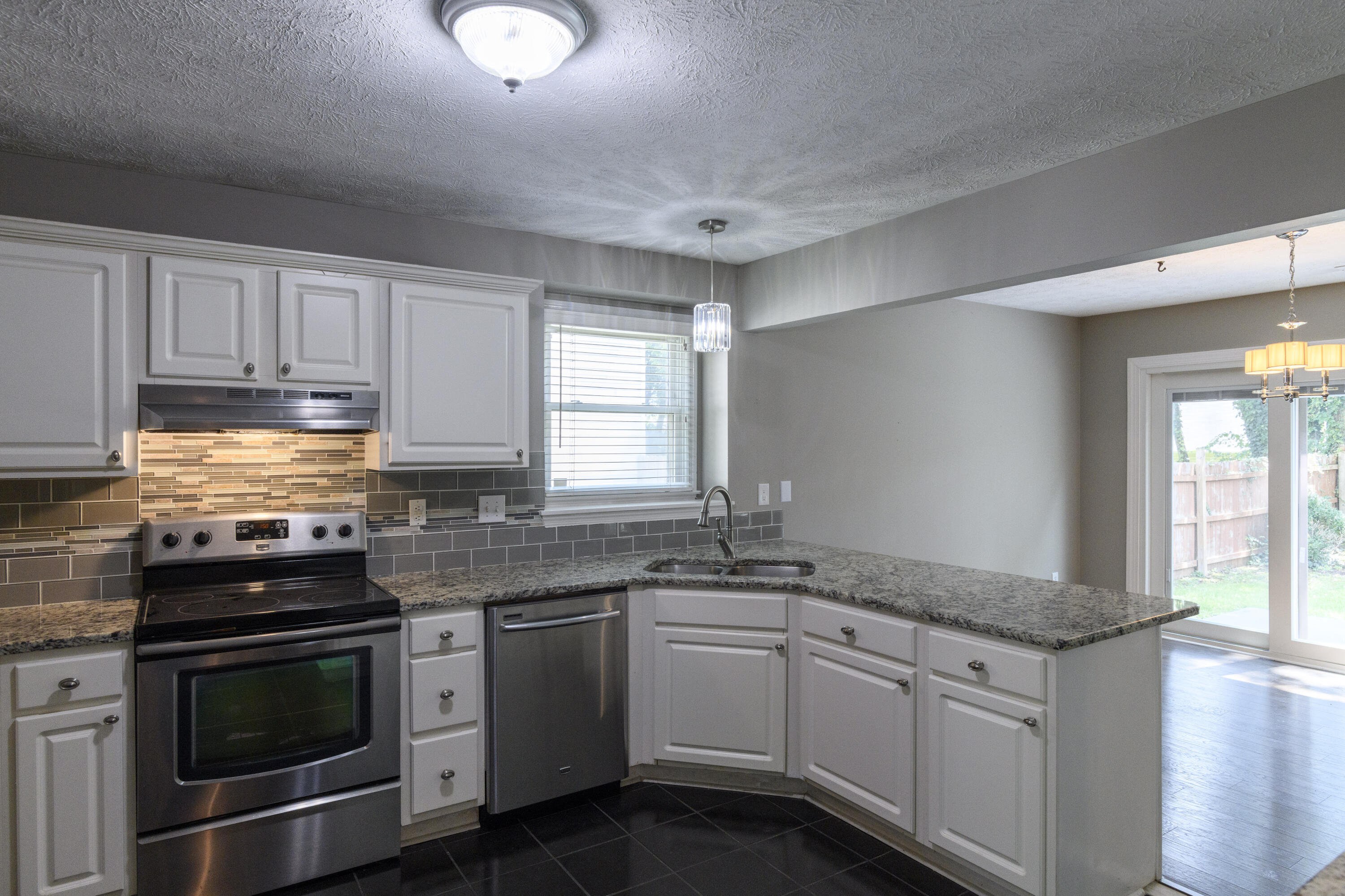825 Willow Oak Circle Property Photo 10
