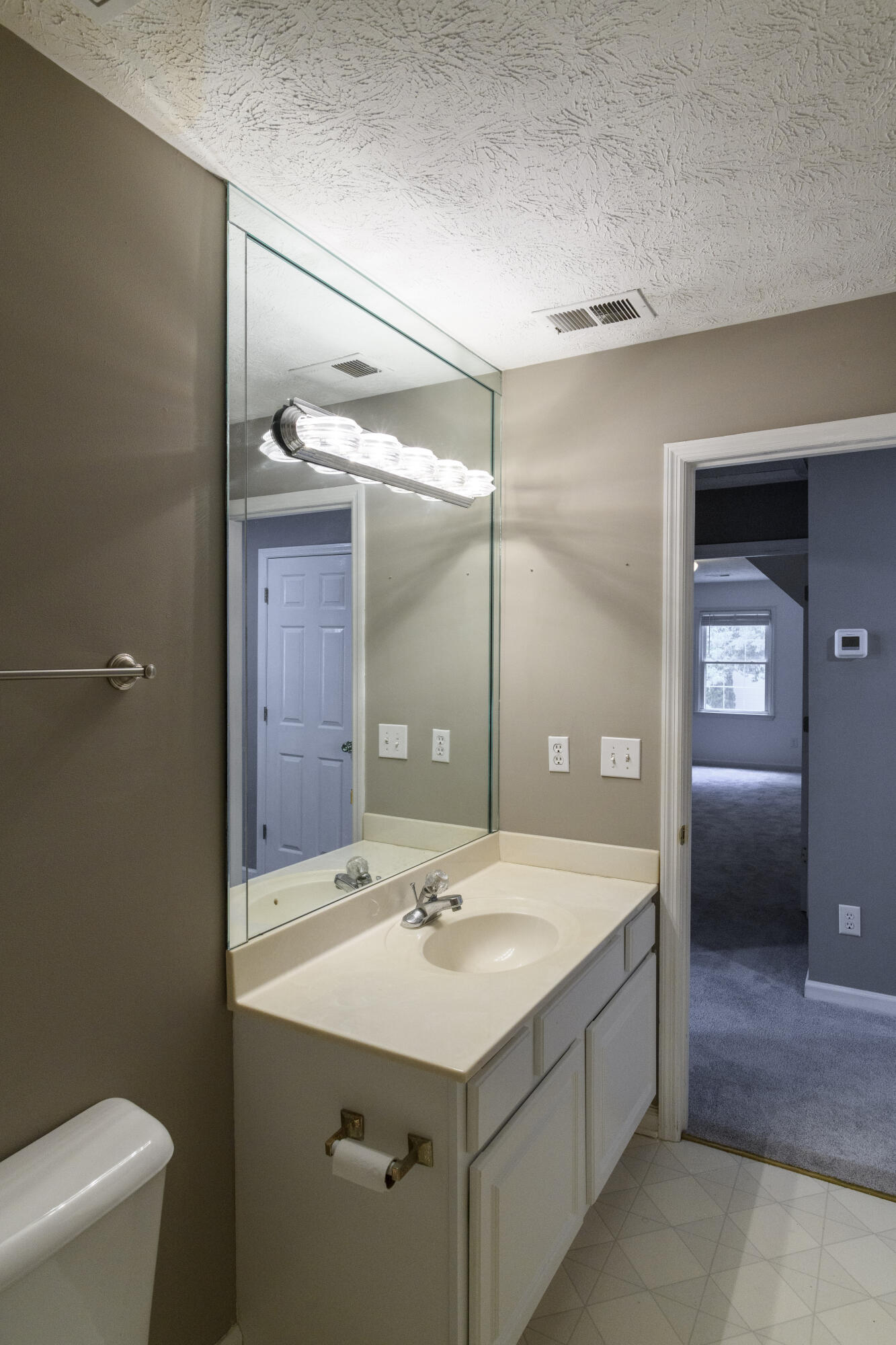 825 Willow Oak Circle Property Photo 41