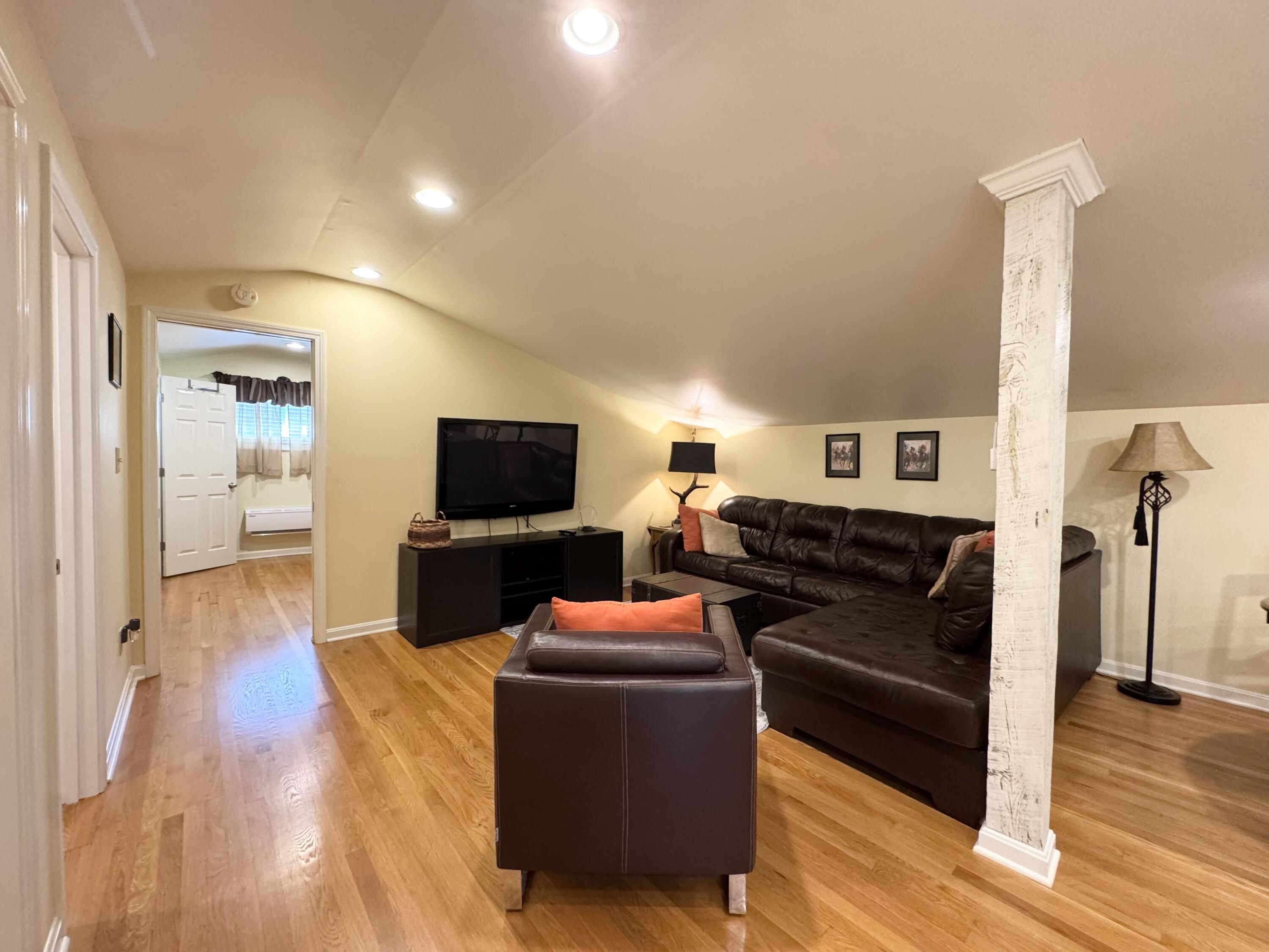 1065 Mackey Pike Property Photo 14