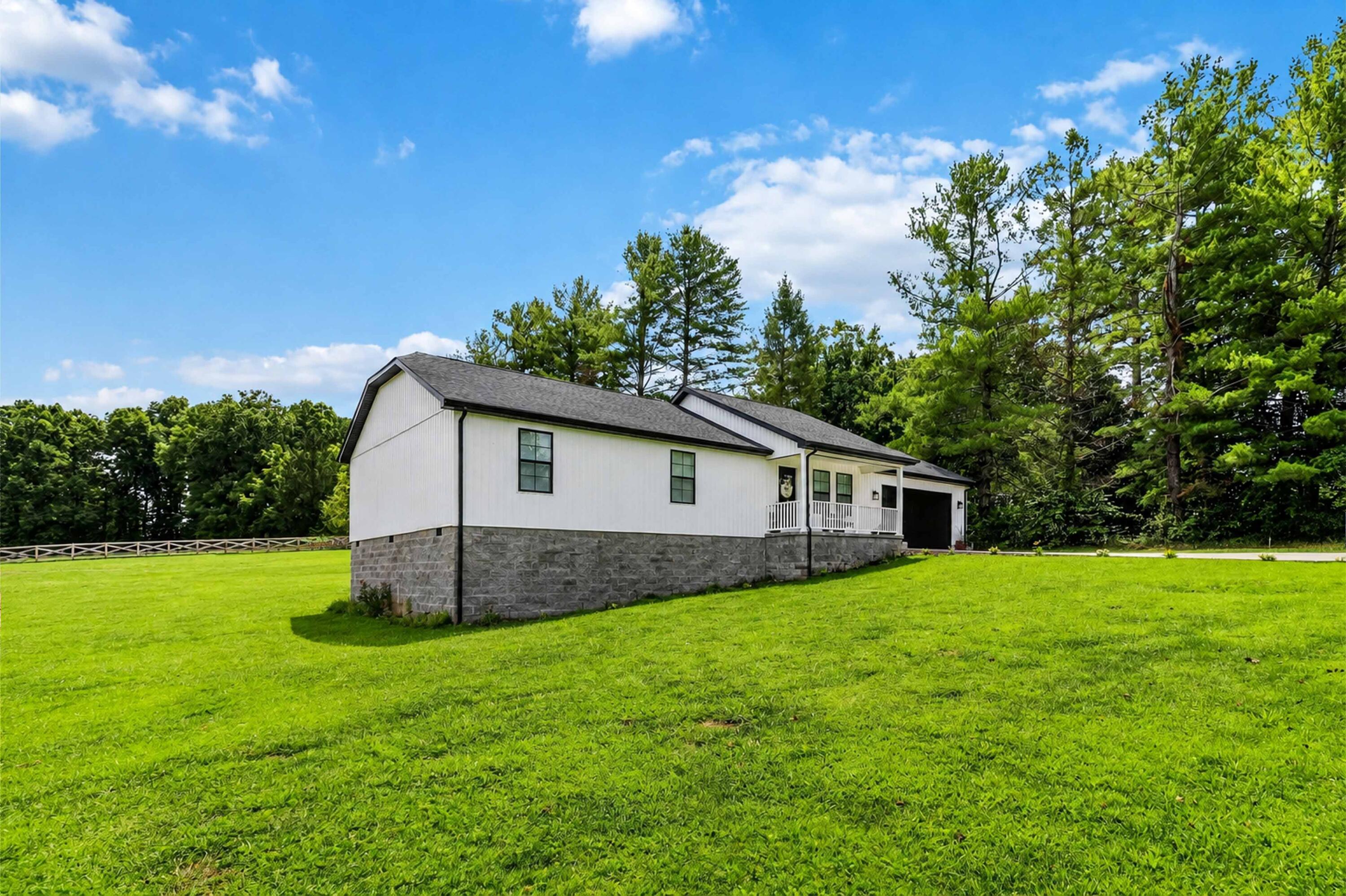 158 Strunk Road Property Photo 4