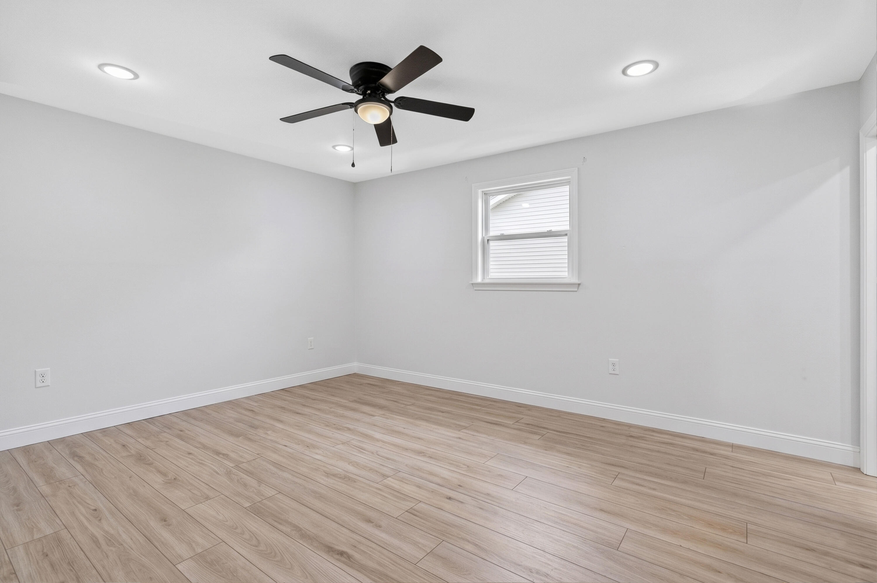 158 Strunk Road Property Photo 25