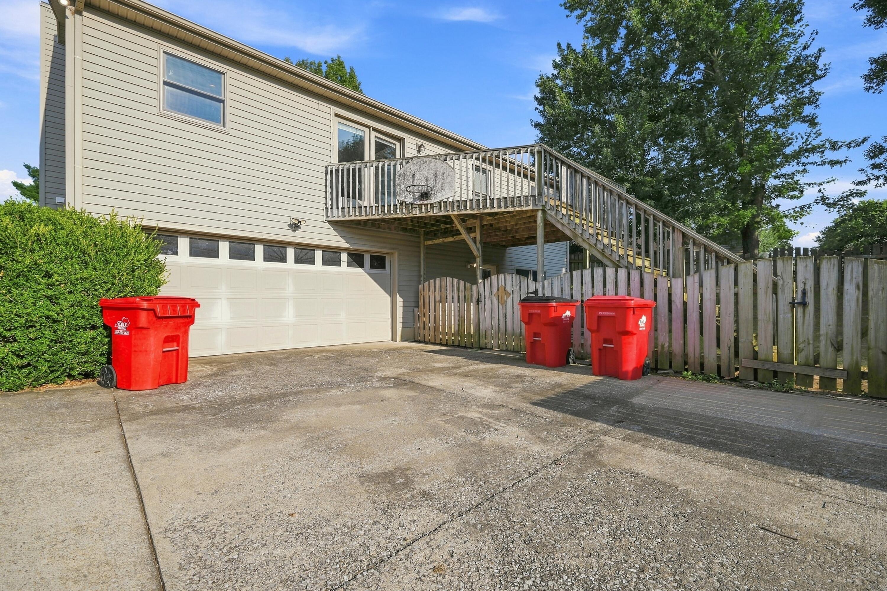 105 Weslyn Way Property Photo 2