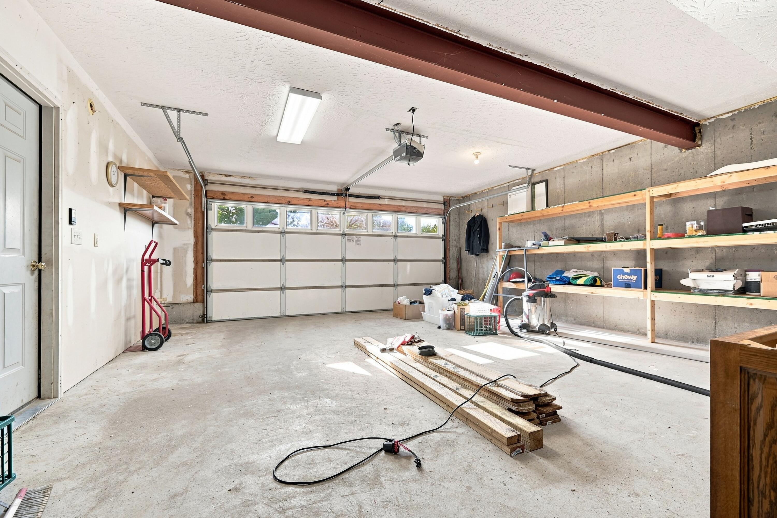 105 Weslyn Way Property Photo 12