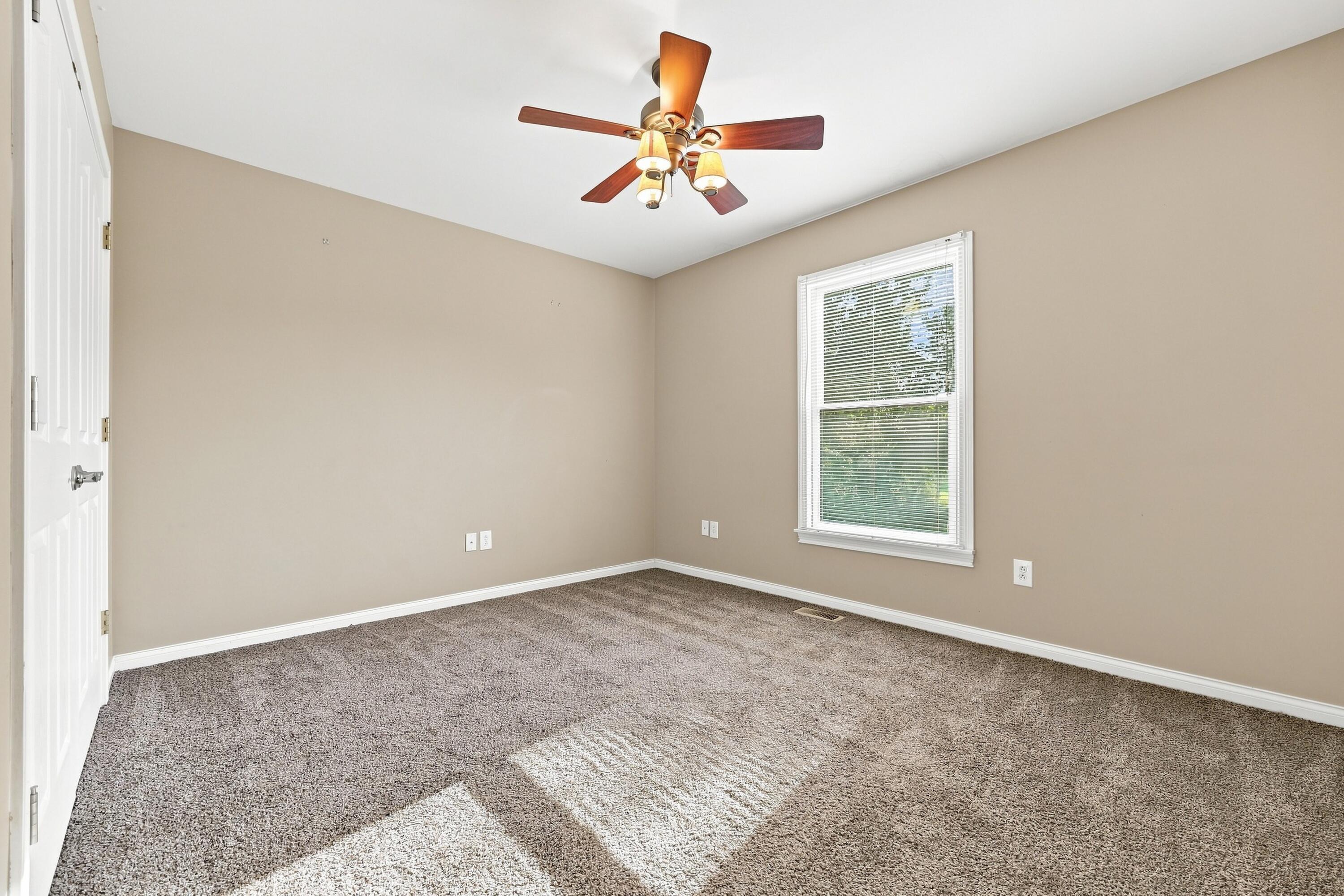 105 Weslyn Way Property Photo 25
