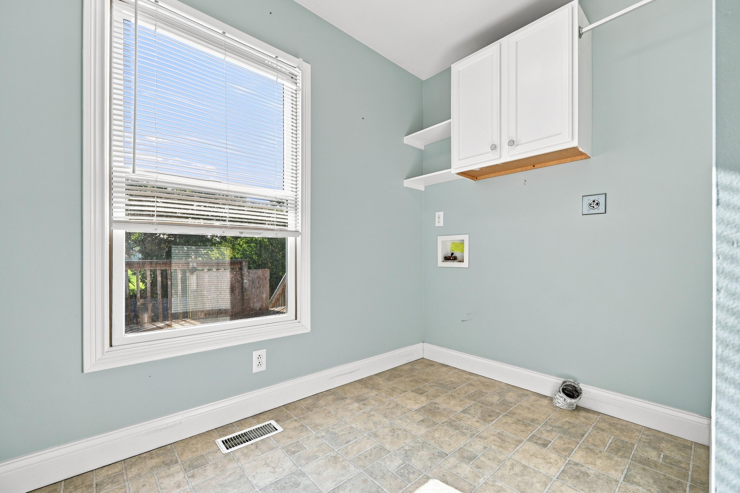 105 Weslyn Way Property Photo 27