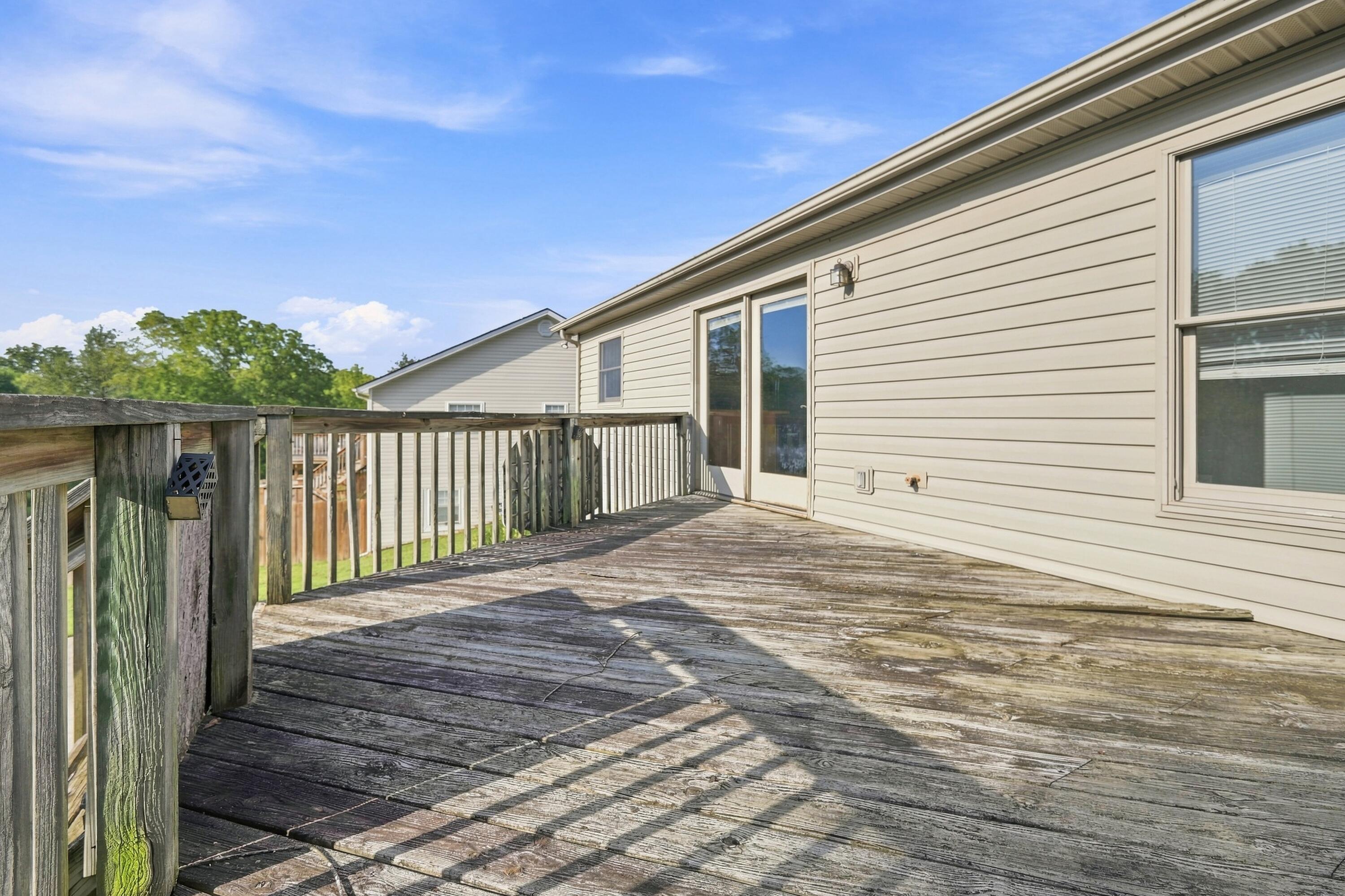 105 Weslyn Way Property Photo 35
