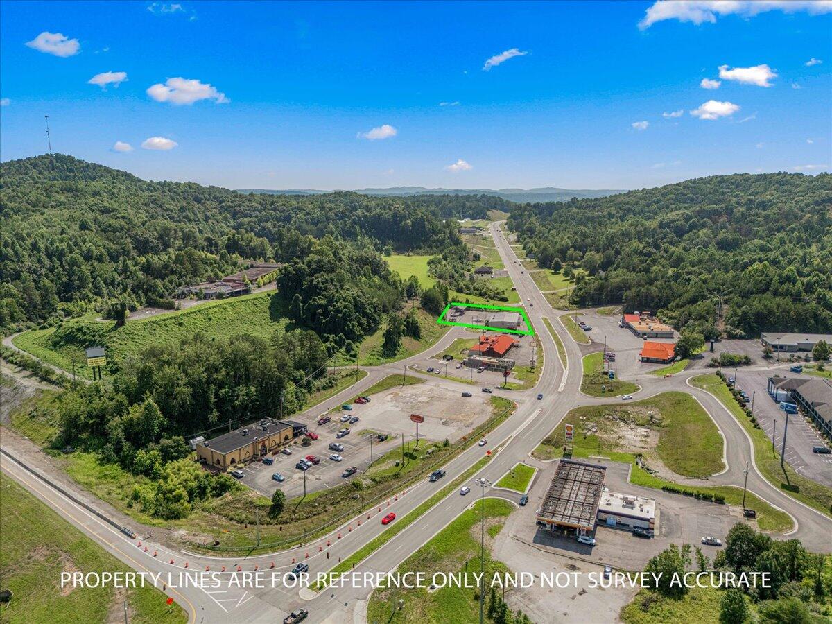 2709 Cumberland Falls Highway Property Photo 12