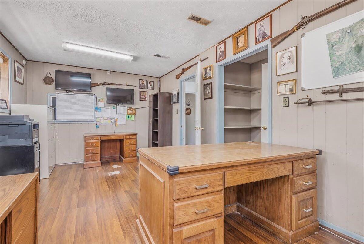 2709 Cumberland Falls Highway Property Photo 38