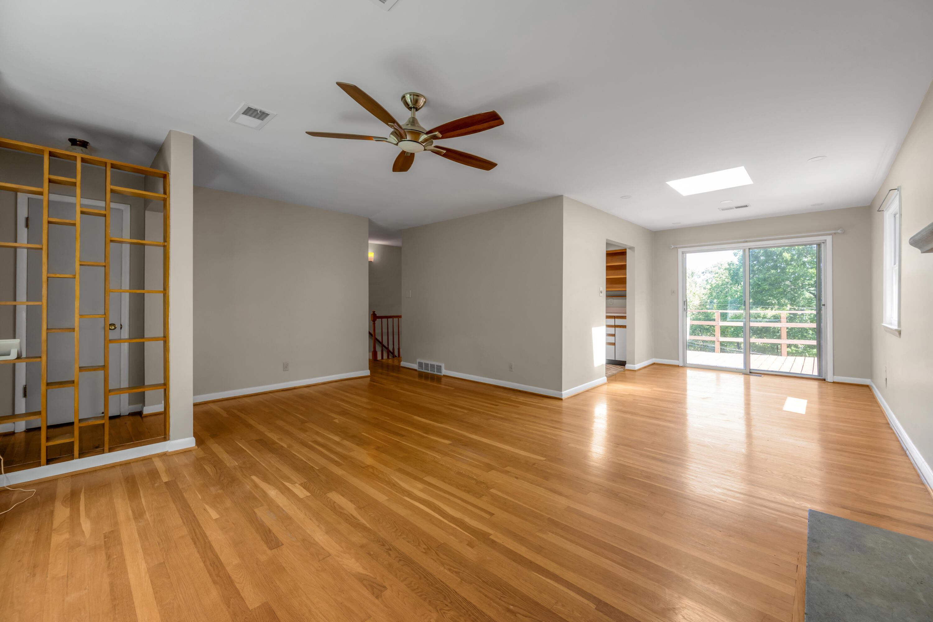 953 Holly Springs Drive Property Photo 15