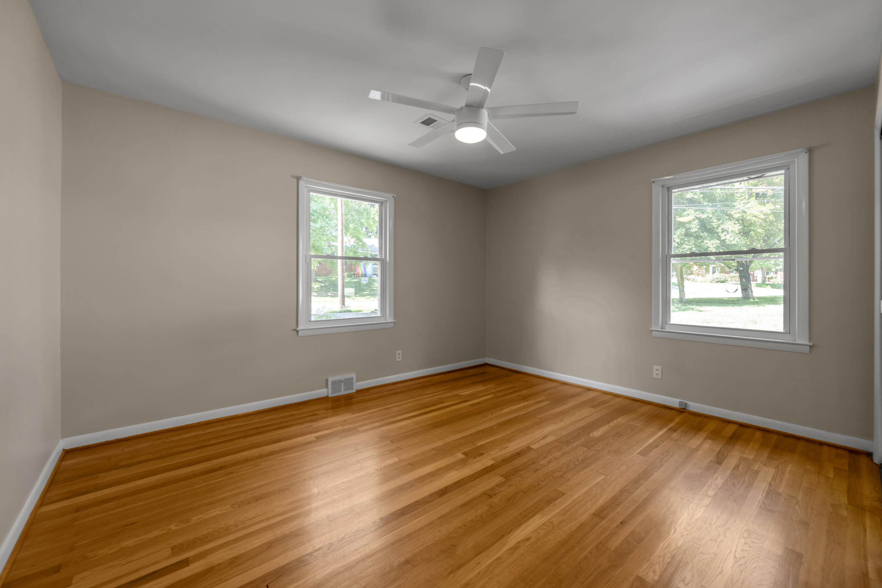 953 Holly Springs Drive Property Photo 33