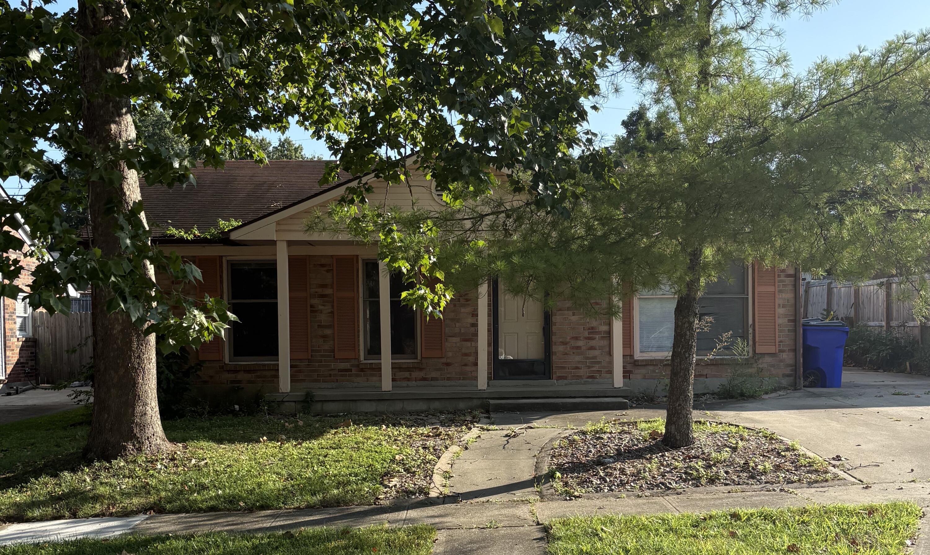 1569 Springfield Drive Property Photo 1