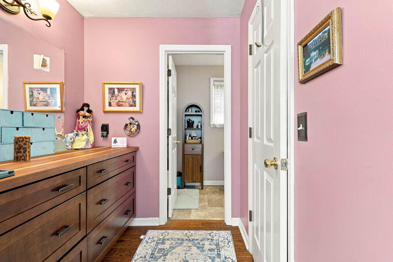 1117 Leathers Lane Property Photo 28