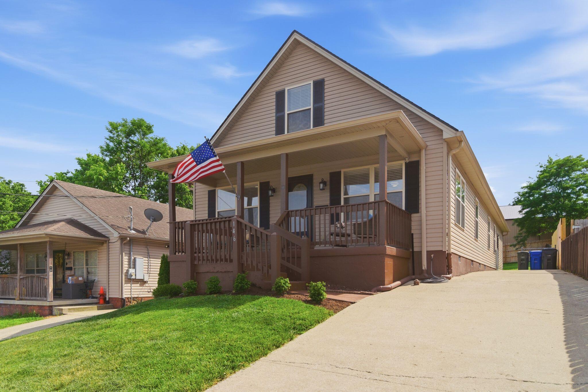 146 Ashton Drive Property Photo 4