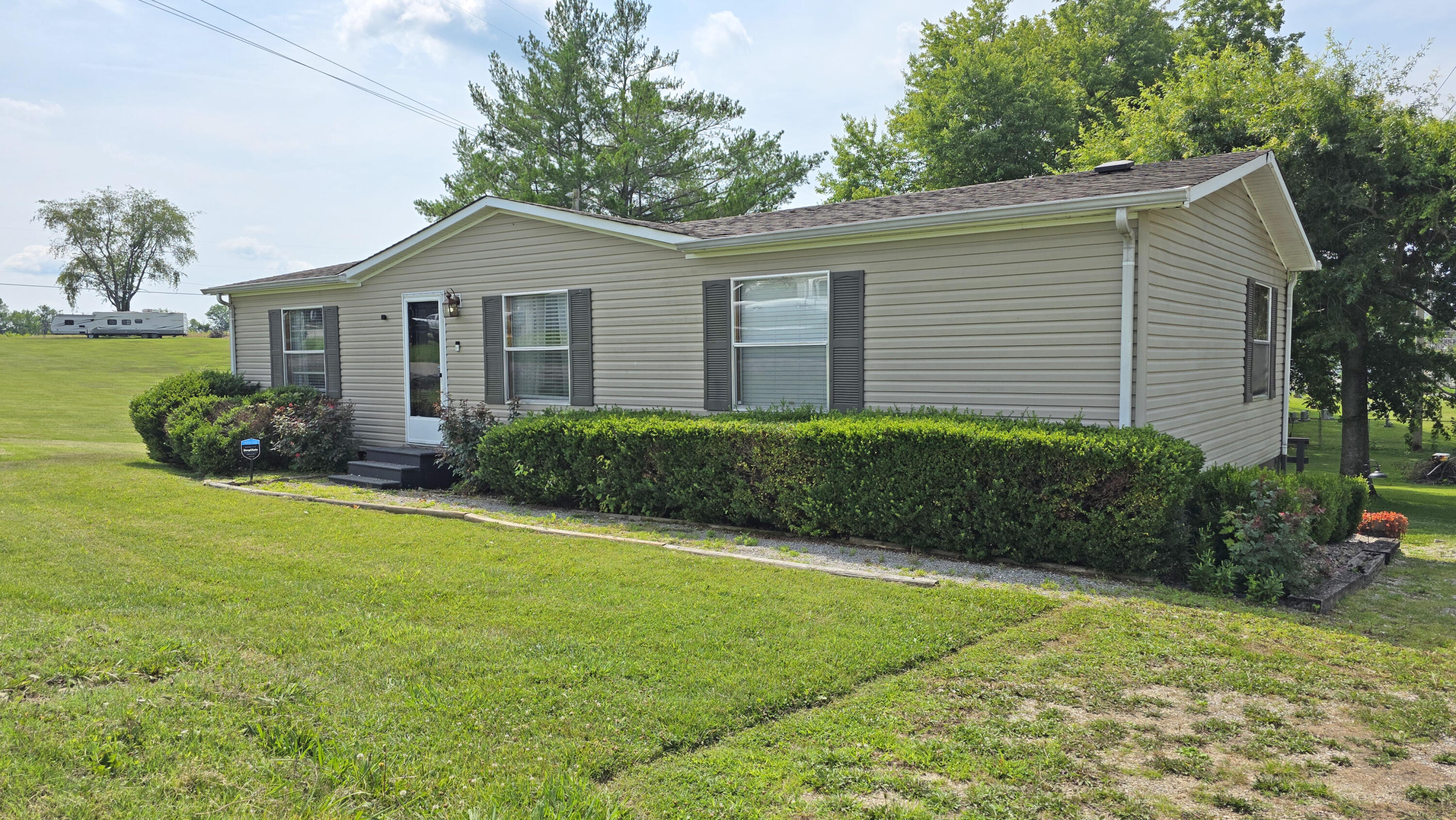 2017 River Road Property Photo 2