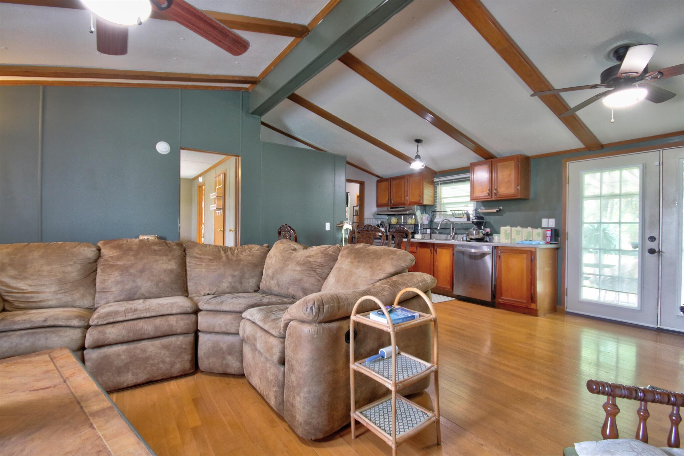 2017 River Road Property Photo 4