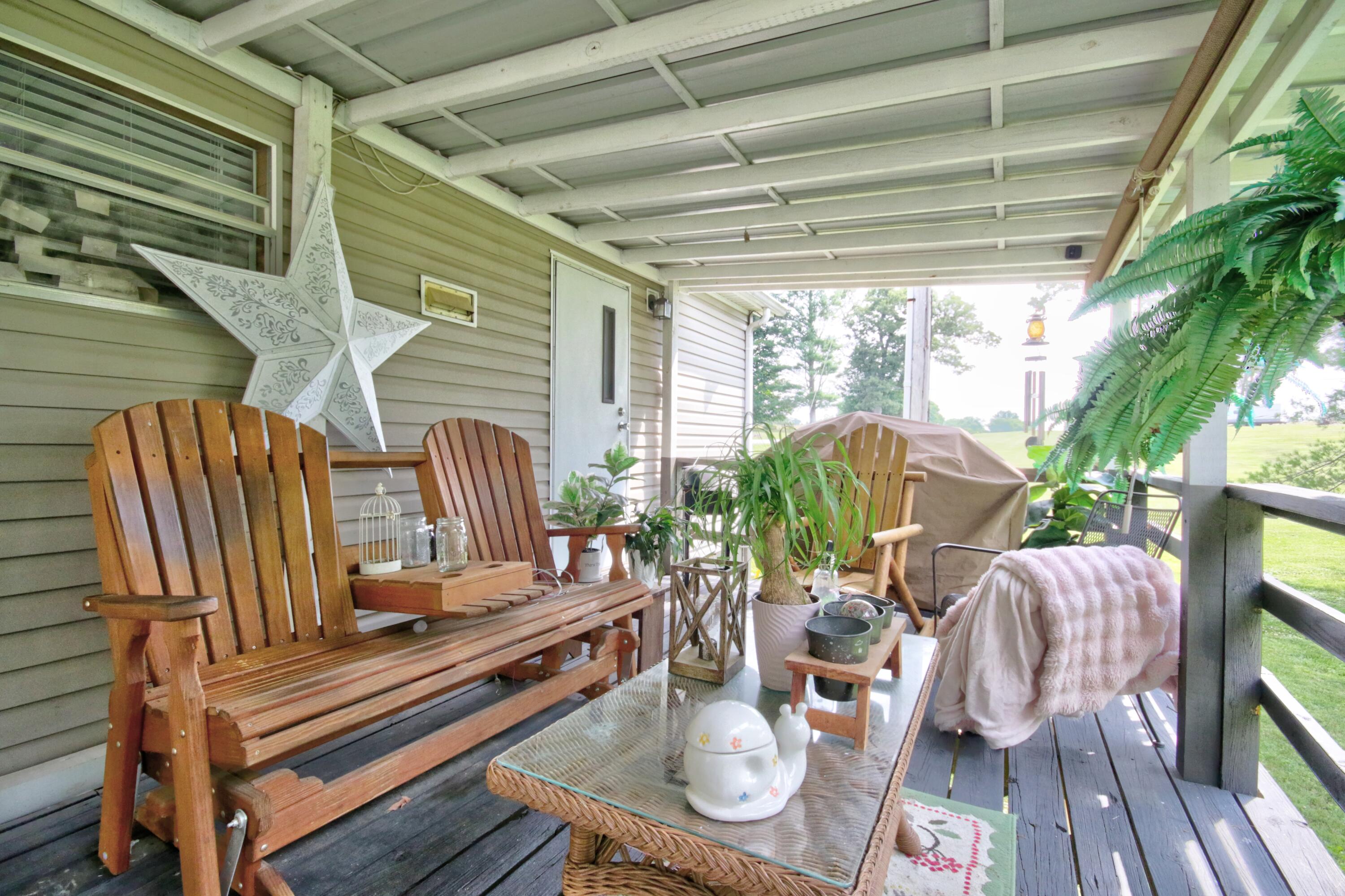 2017 River Road Property Photo 16