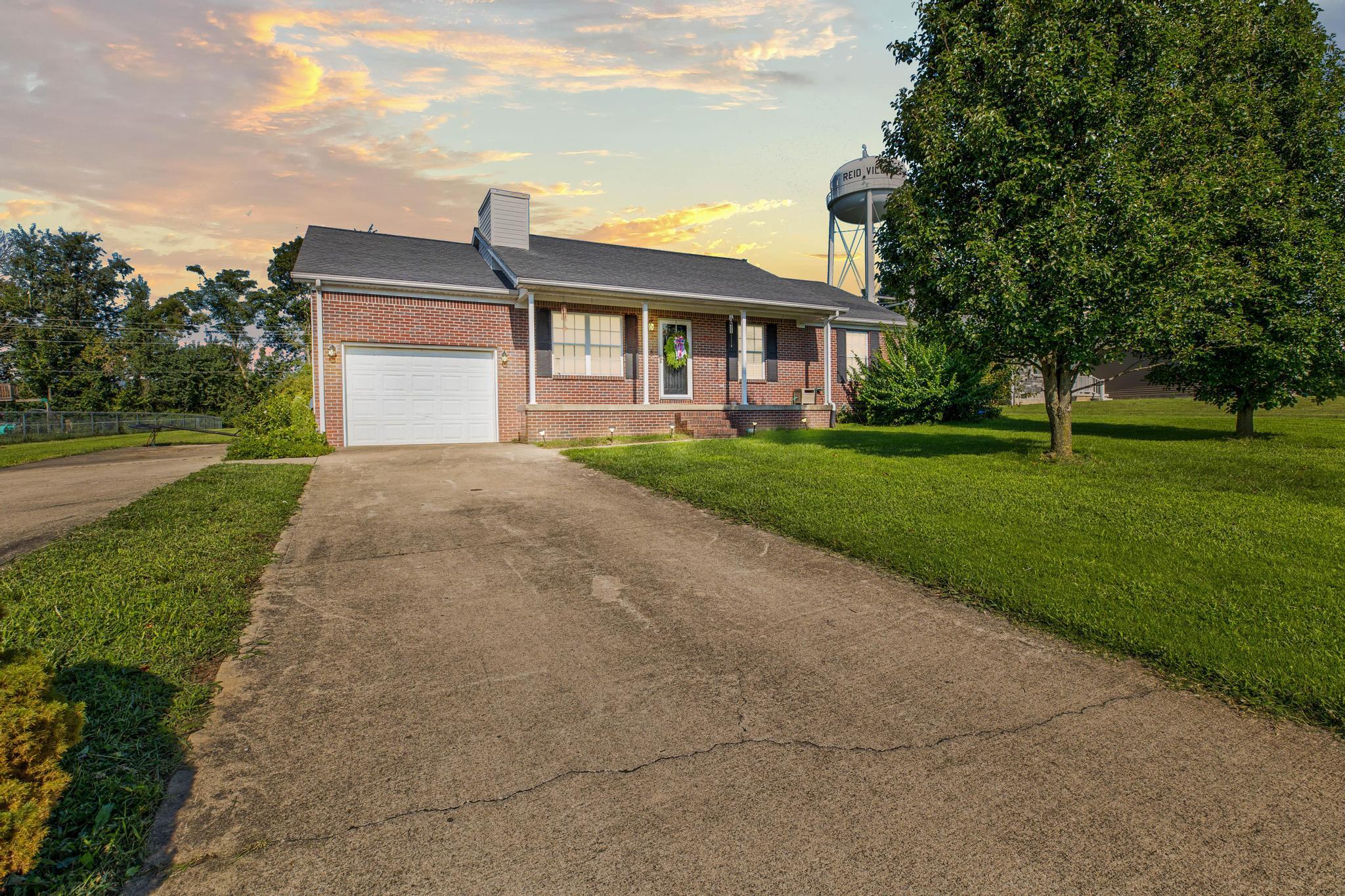 155 Devonne Drive Property Photo 2
