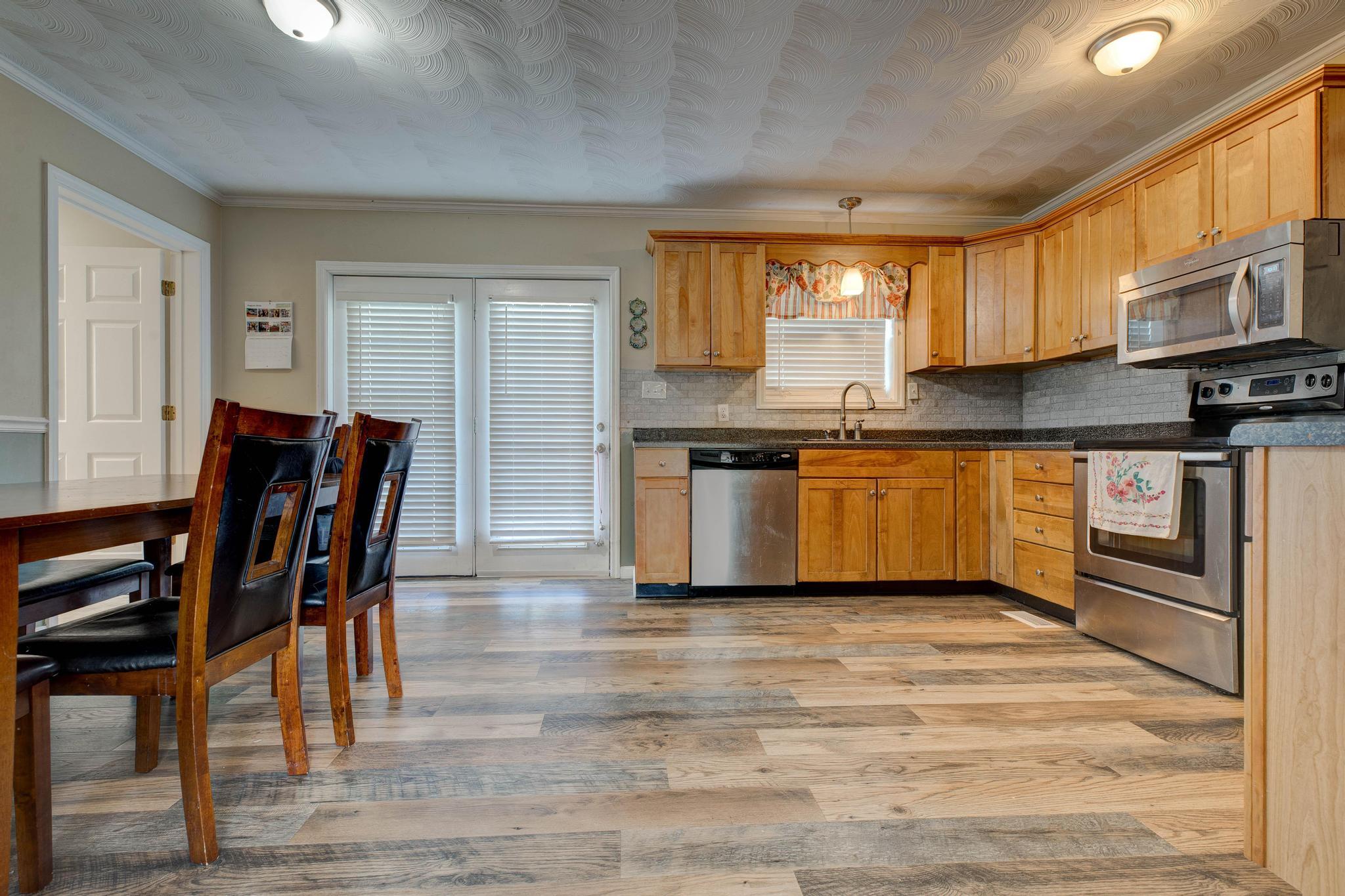 155 Devonne Drive Property Photo 8