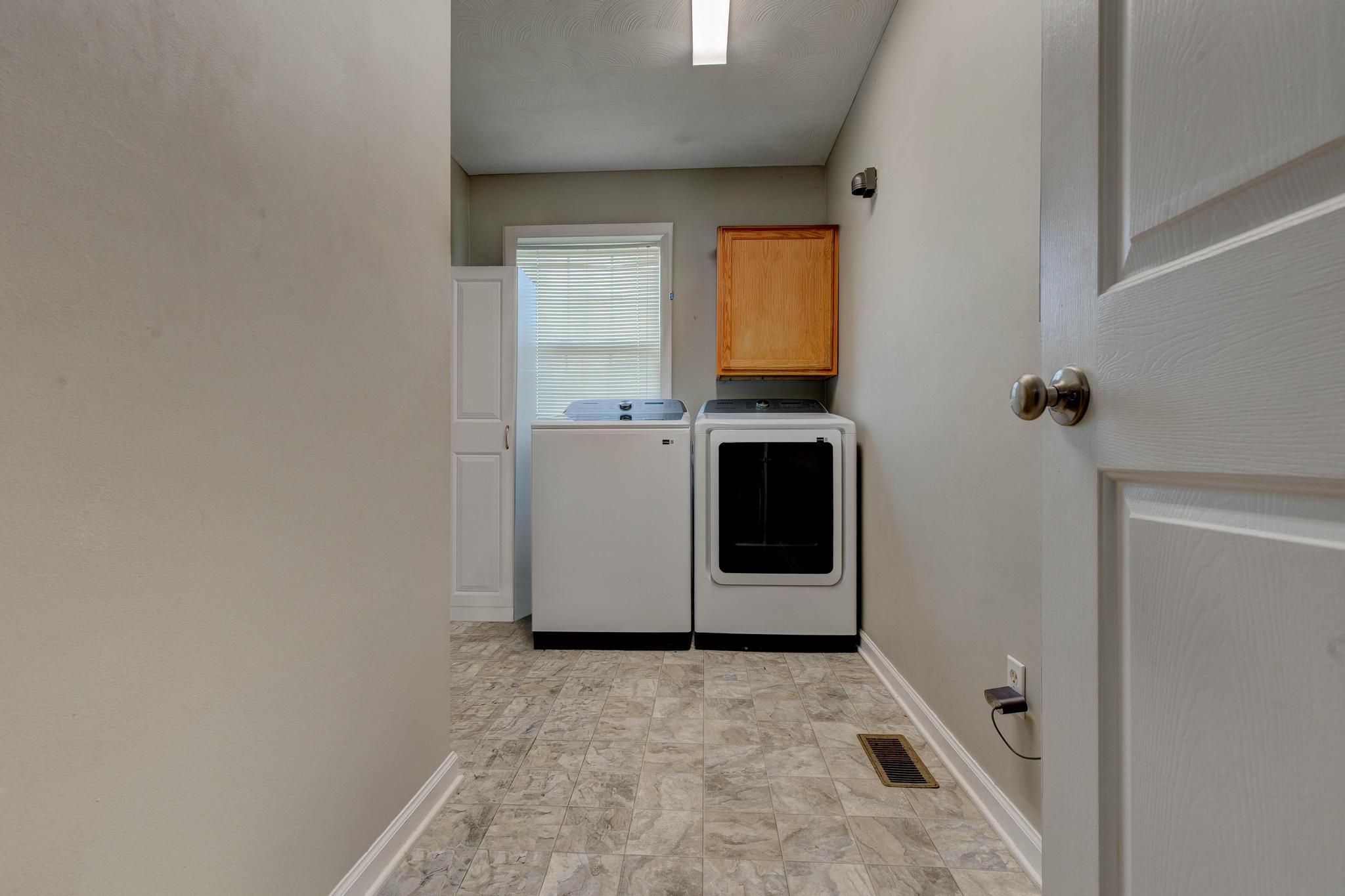 155 Devonne Drive Property Photo 12