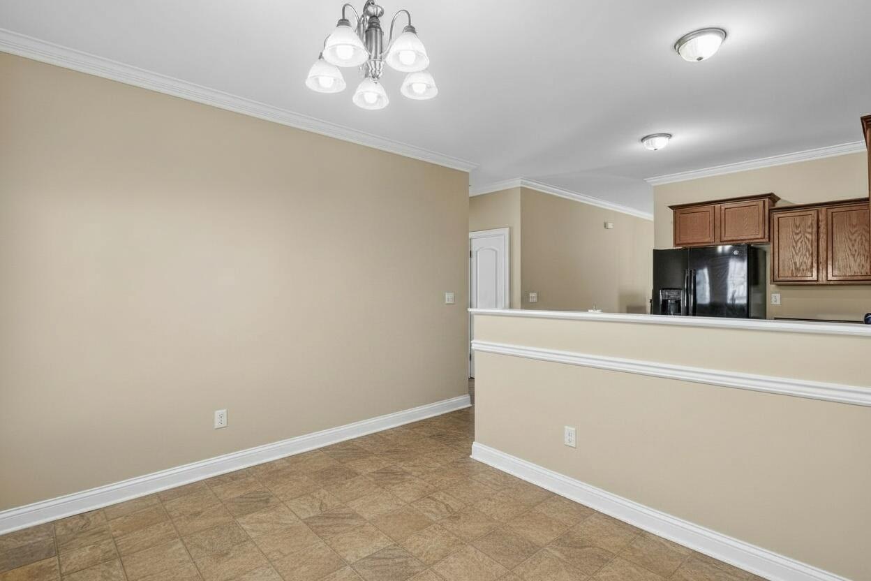 416 Julia Way Property Photo 12