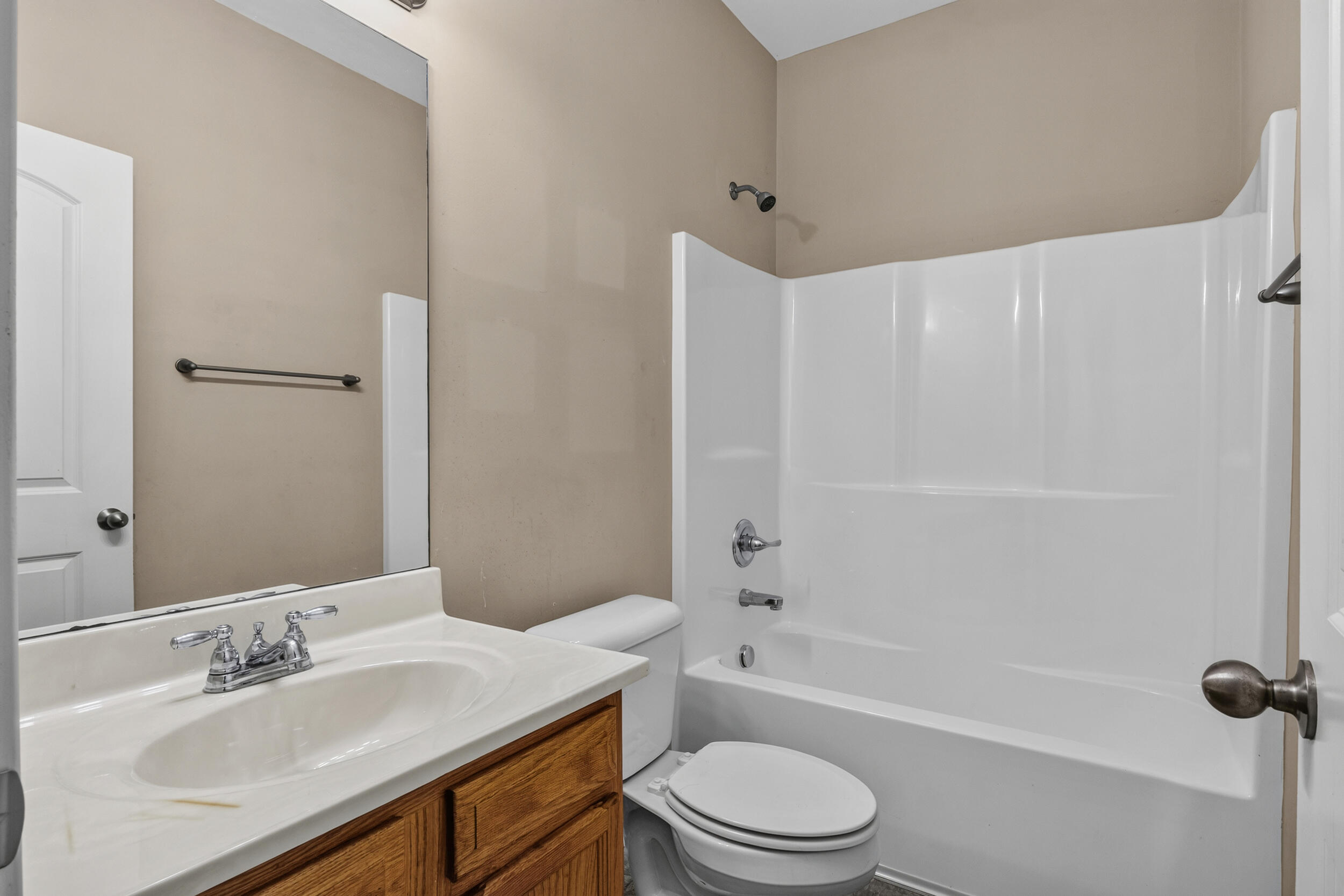 416 Julia Way Property Photo 14