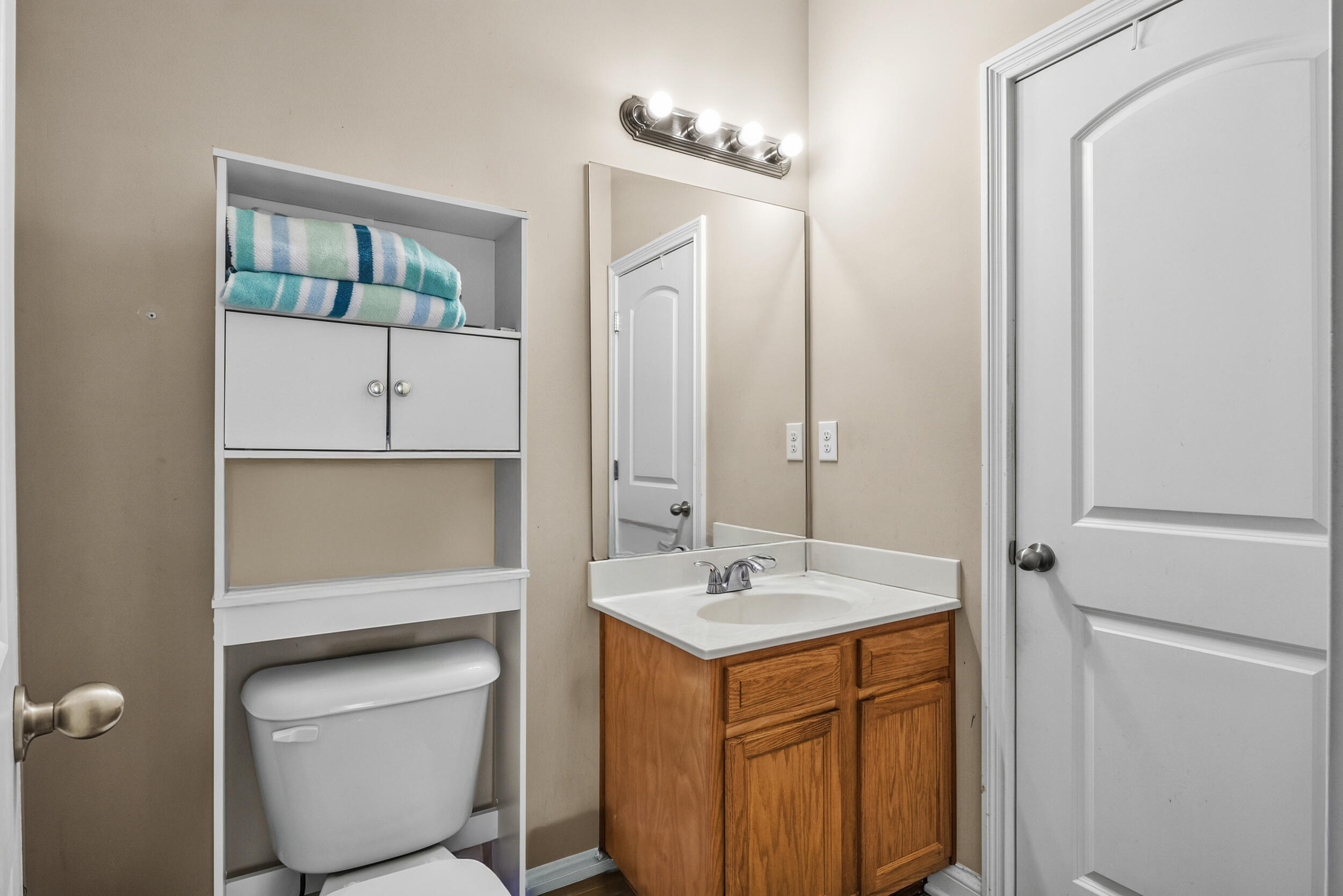 416 Julia Way Property Photo 24