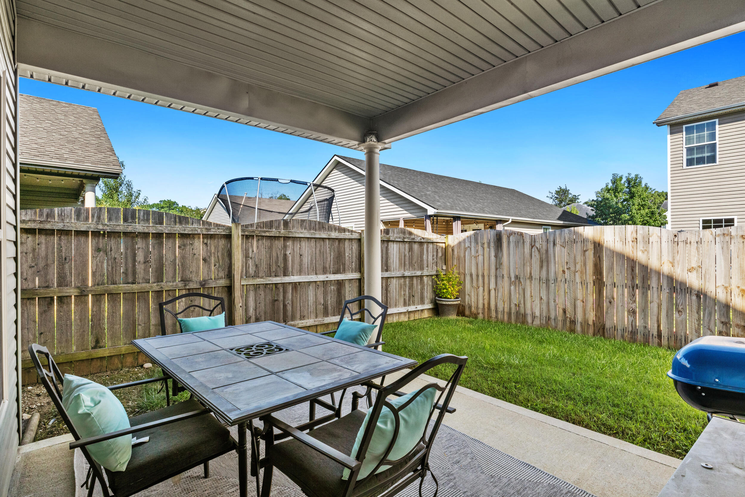 416 Julia Way Property Photo 25