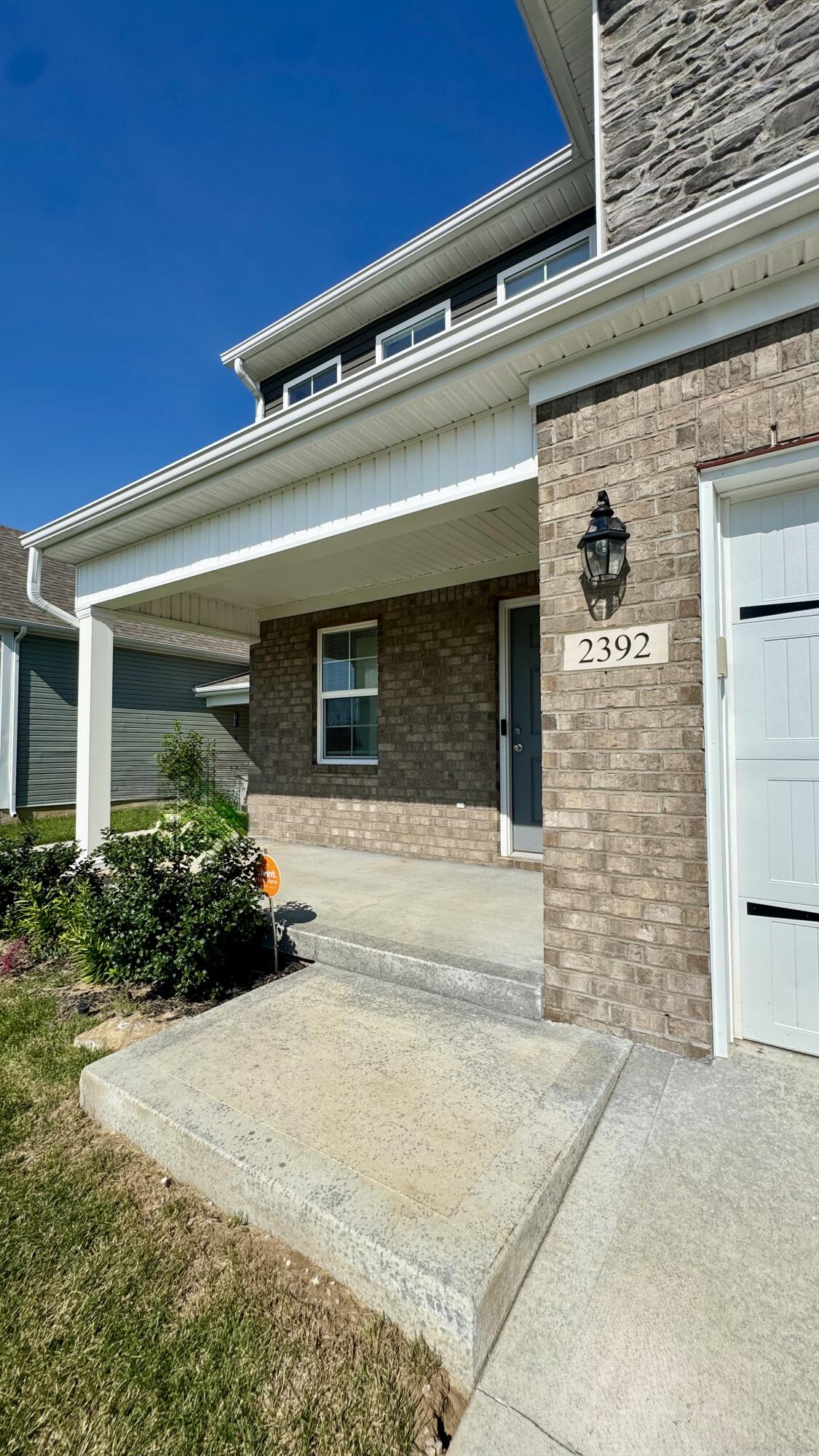 2392 Huntly Place Property Photo 5