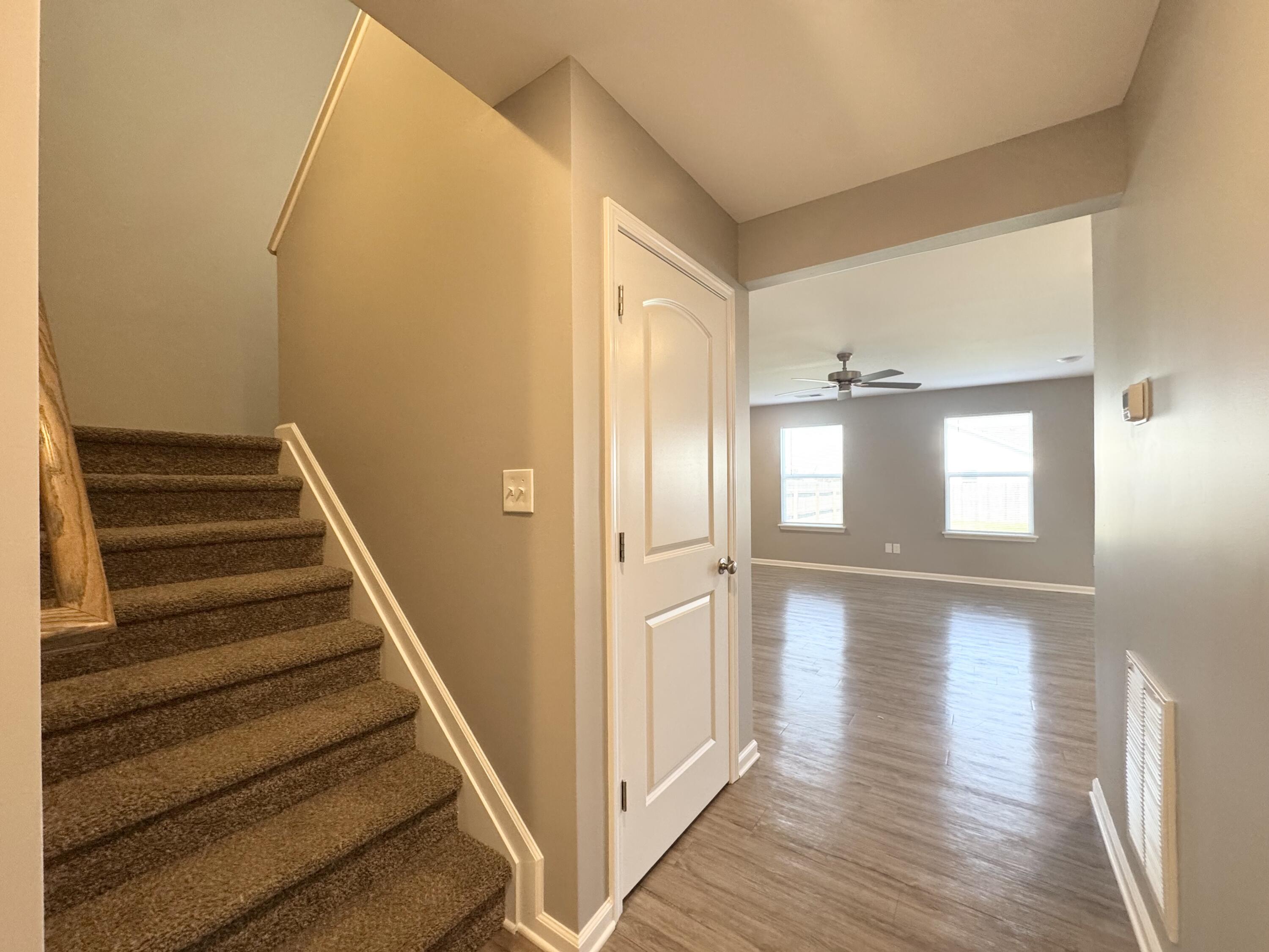 2392 Huntly Place Property Photo 7