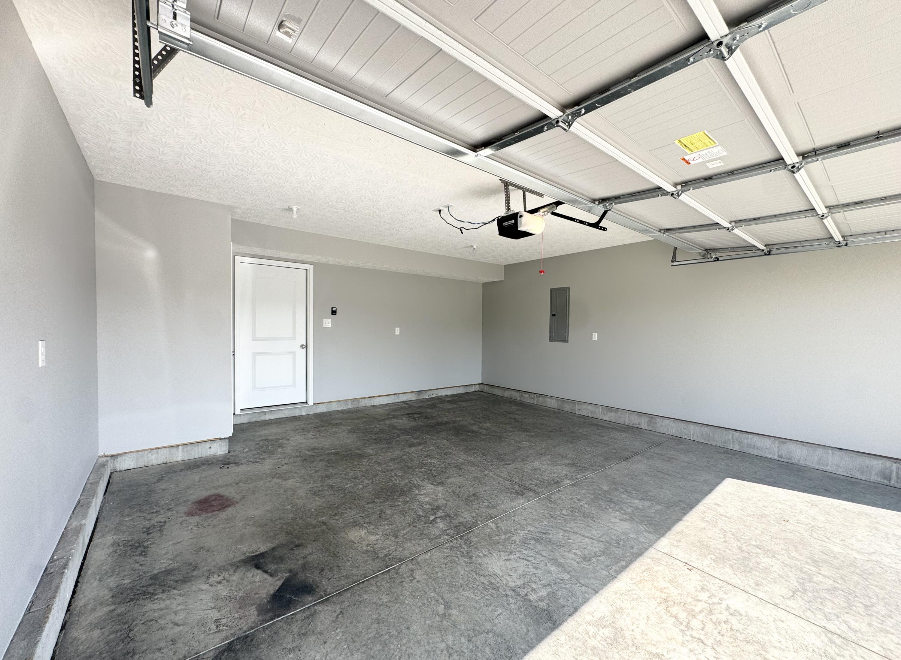 2392 Huntly Place Property Photo 33