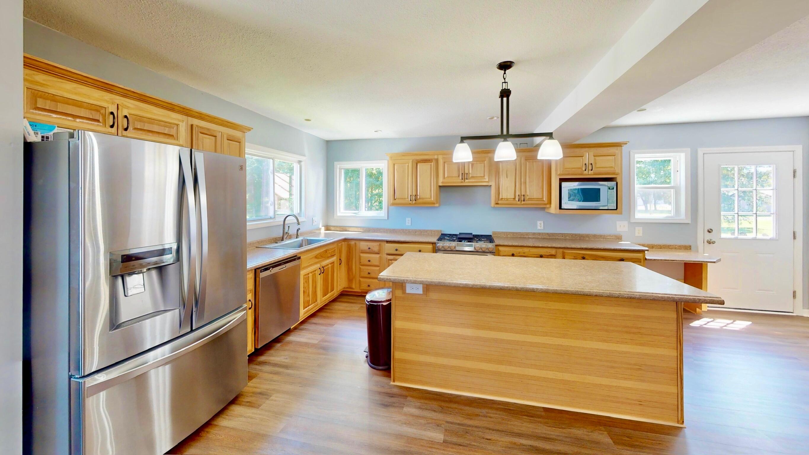 717 Blue Springs Boulevard Property Photo 11