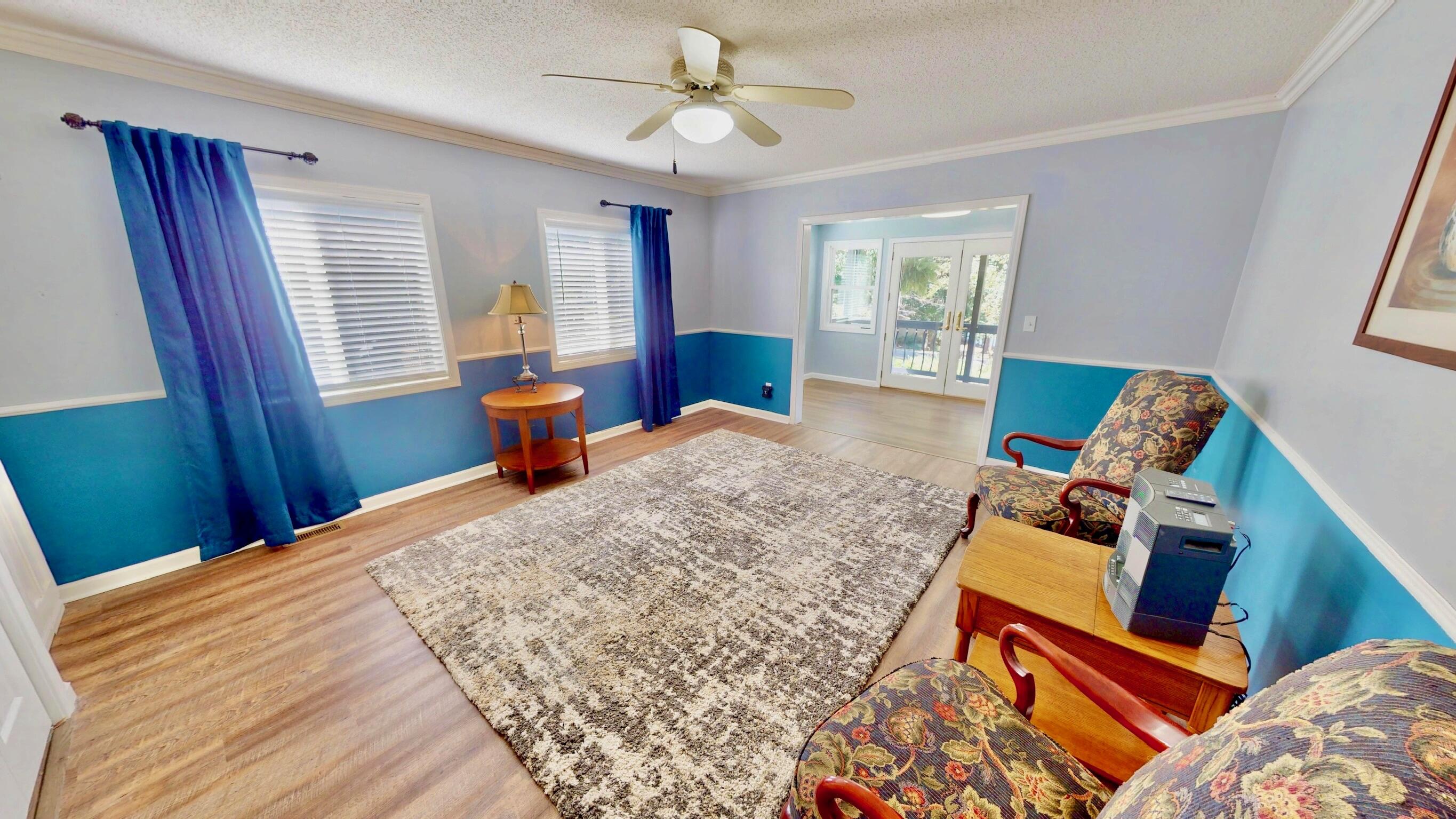 717 Blue Springs Boulevard Property Photo 14