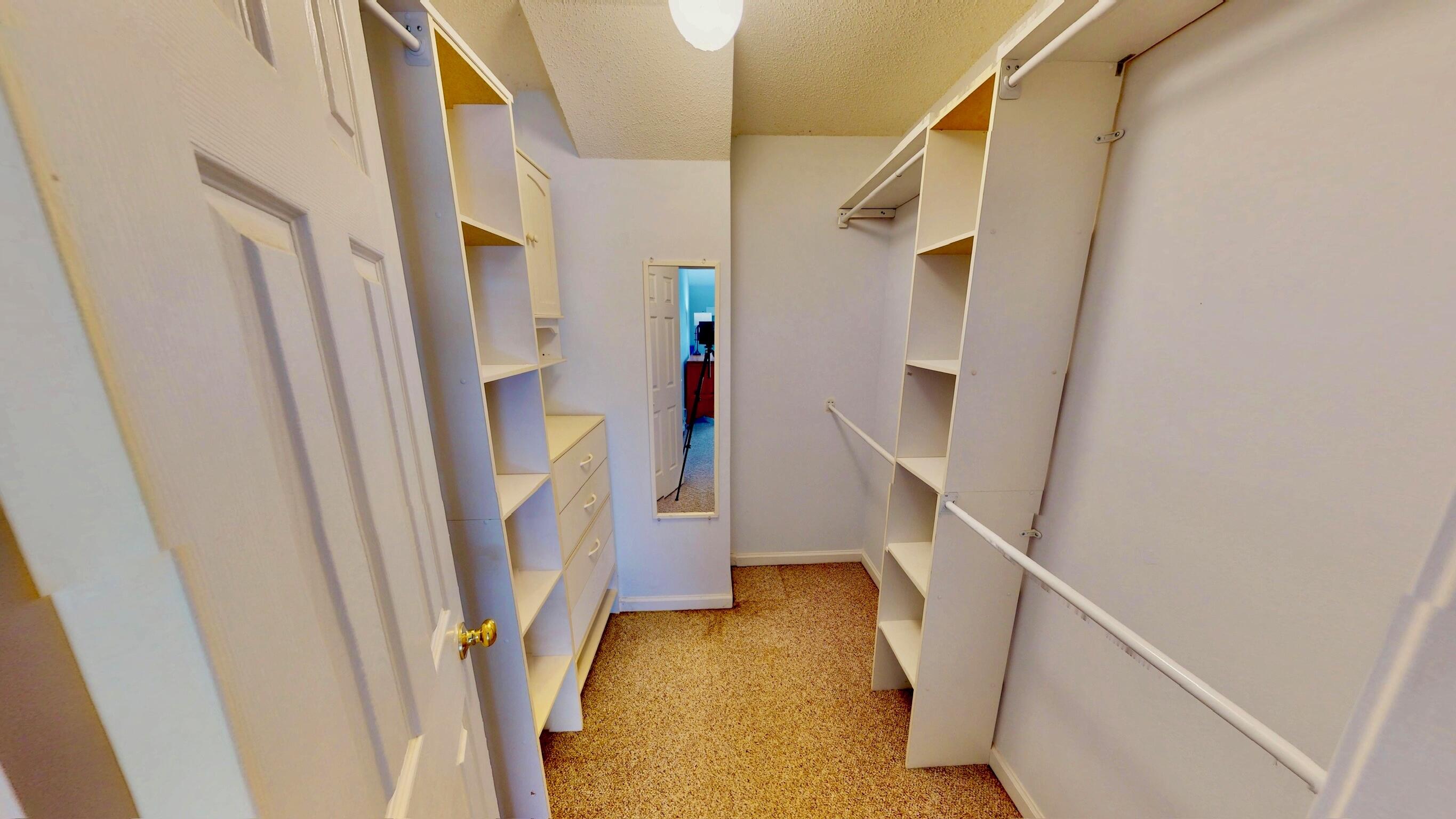 717 Blue Springs Boulevard Property Photo 17