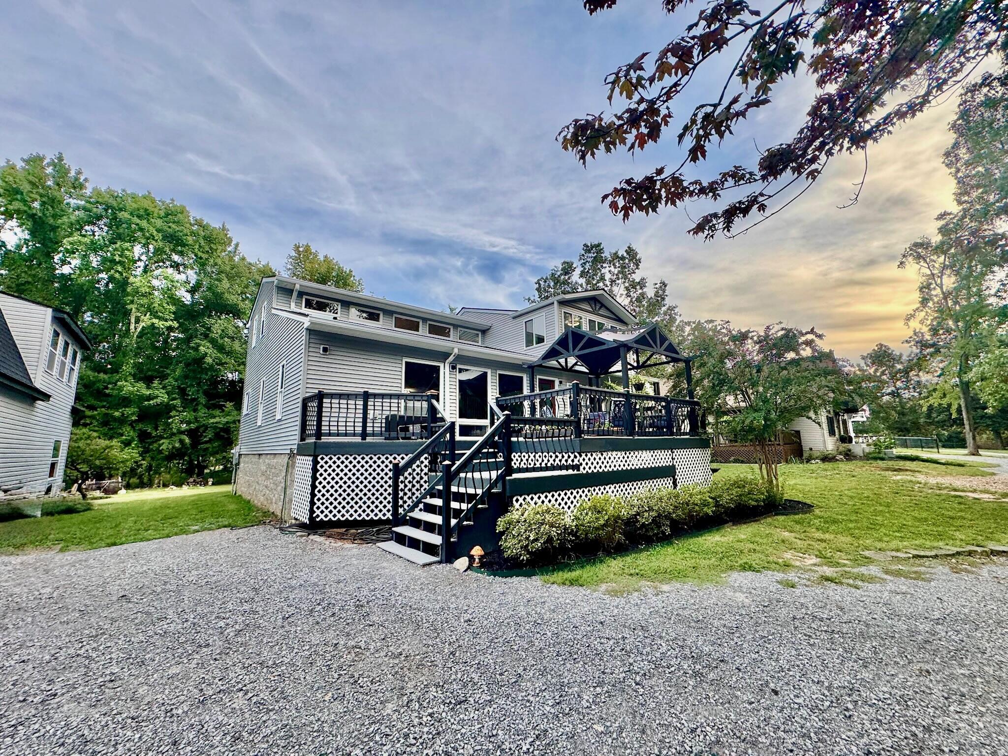717 Blue Springs Boulevard Property Photo 46