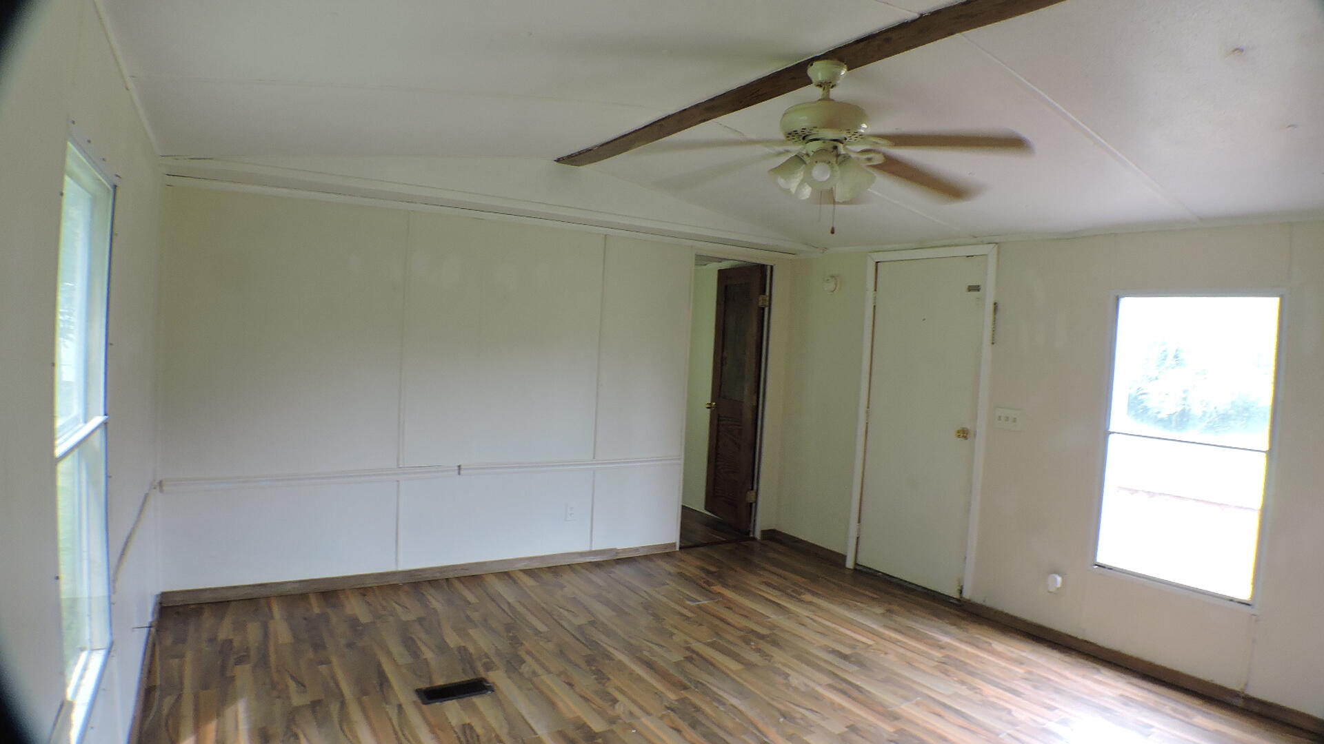 7100 Donaldson Road Property Photo 6