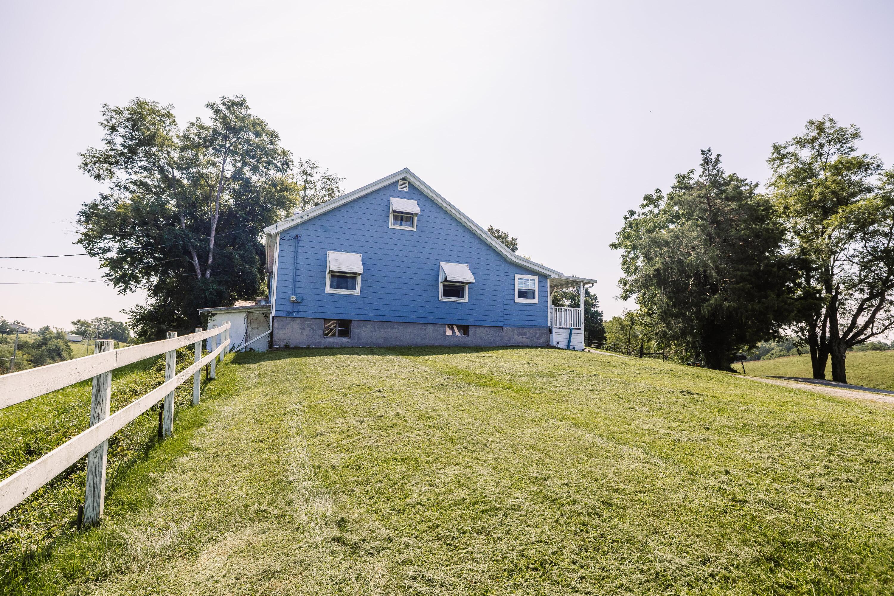 1057 Wildcat Road Property Photo 2