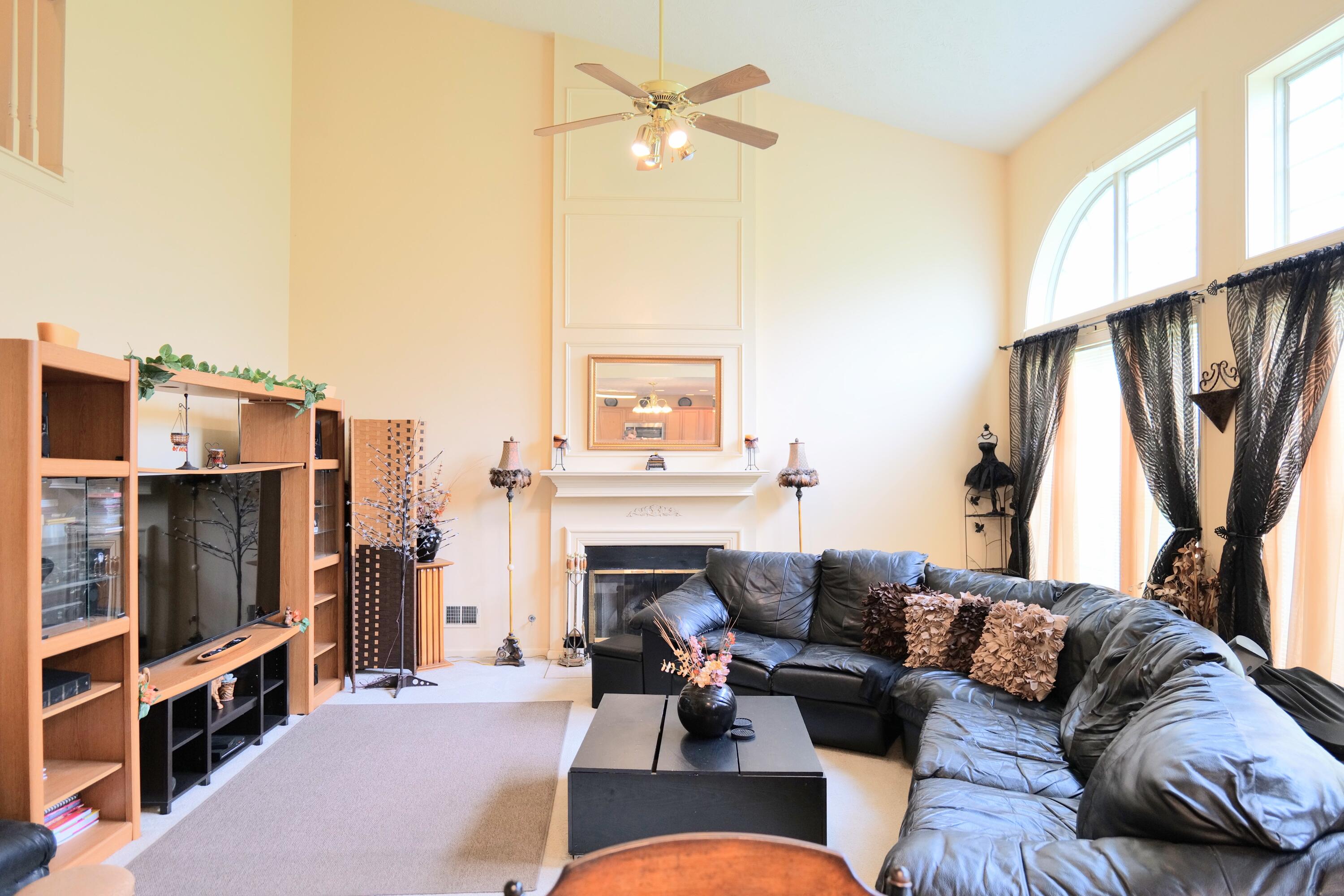 180 Bittersweet Way Property Photo 7