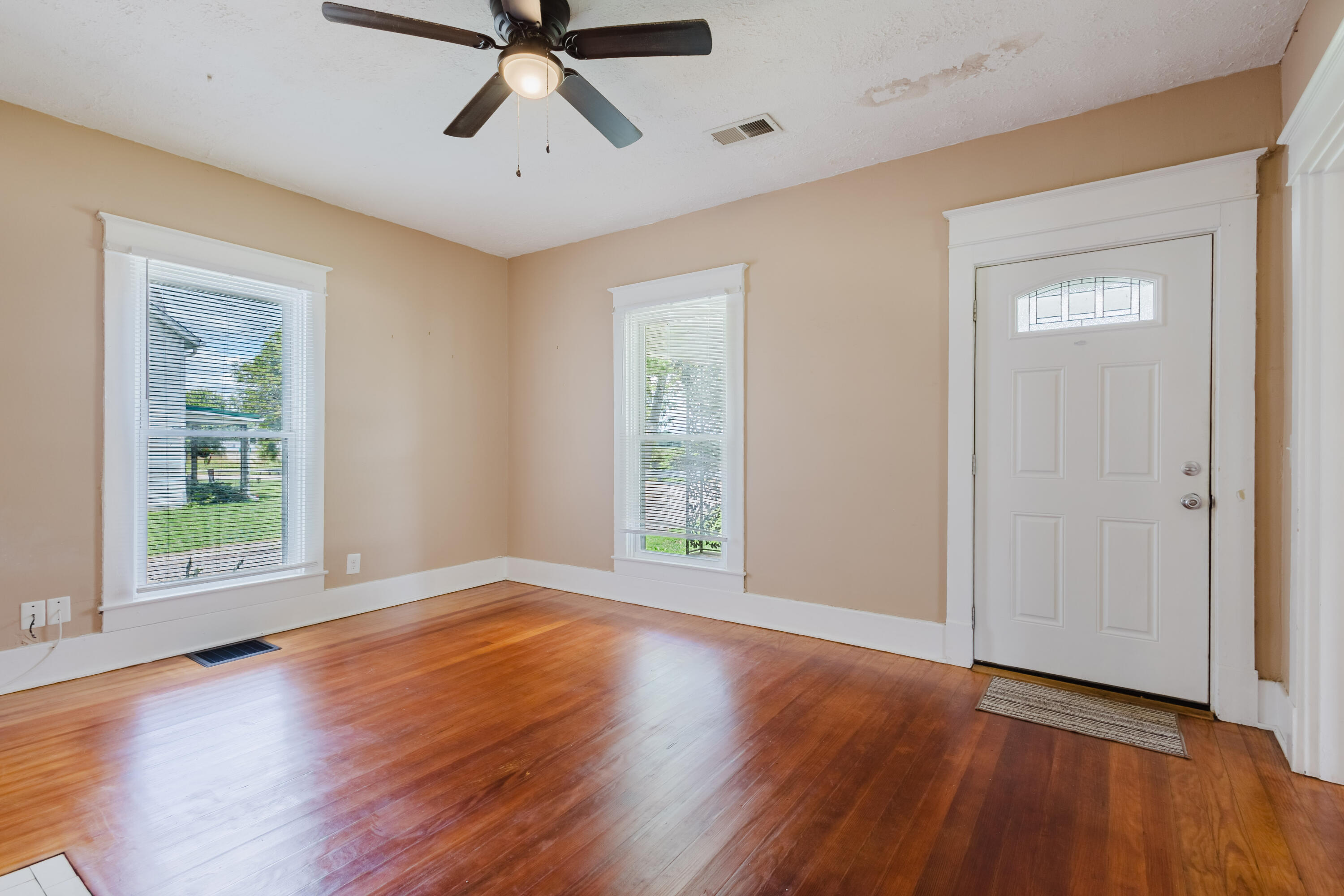 7438 Bagdad Road Property Photo 33
