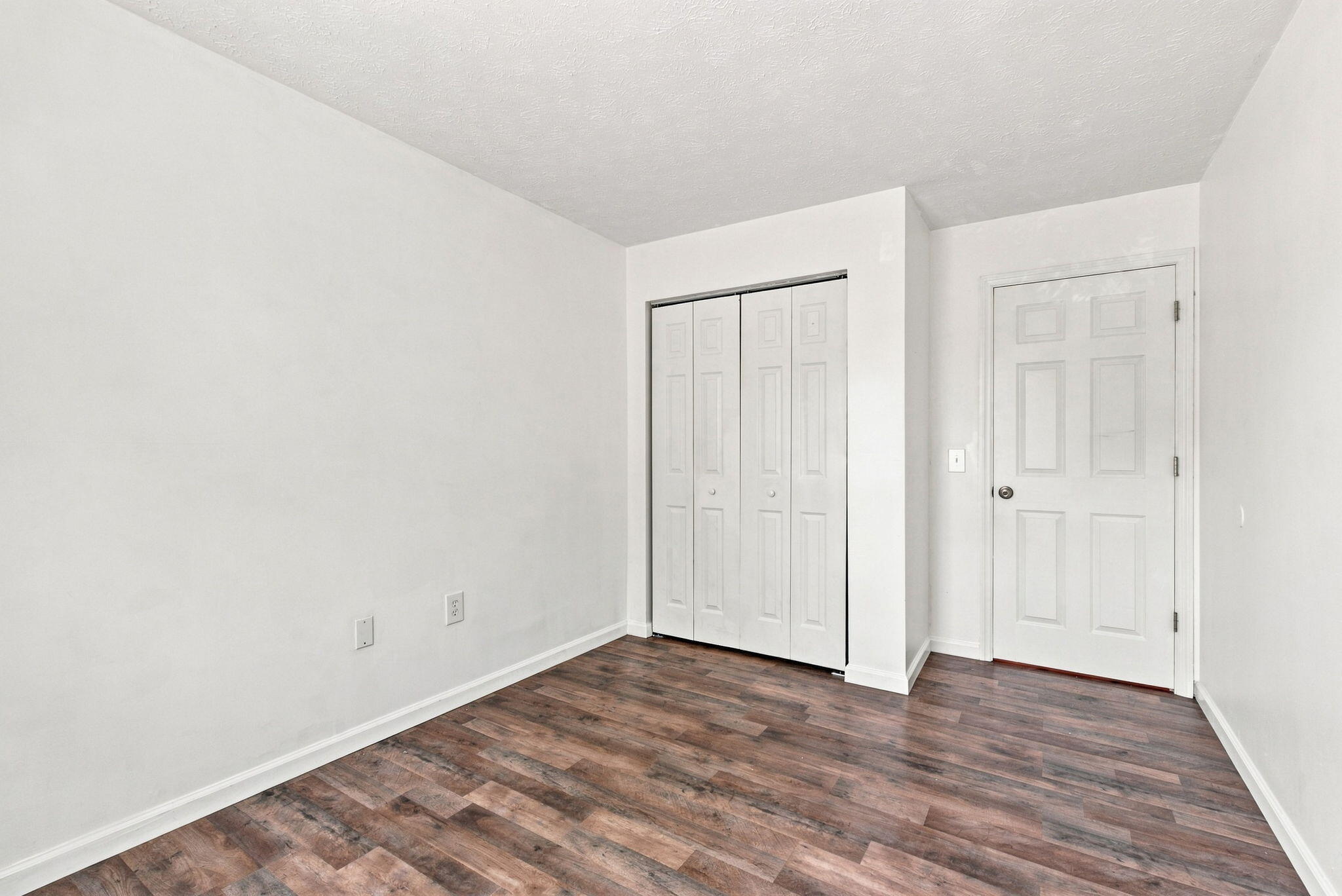 1081 S Broadway 301 Property Photo 18