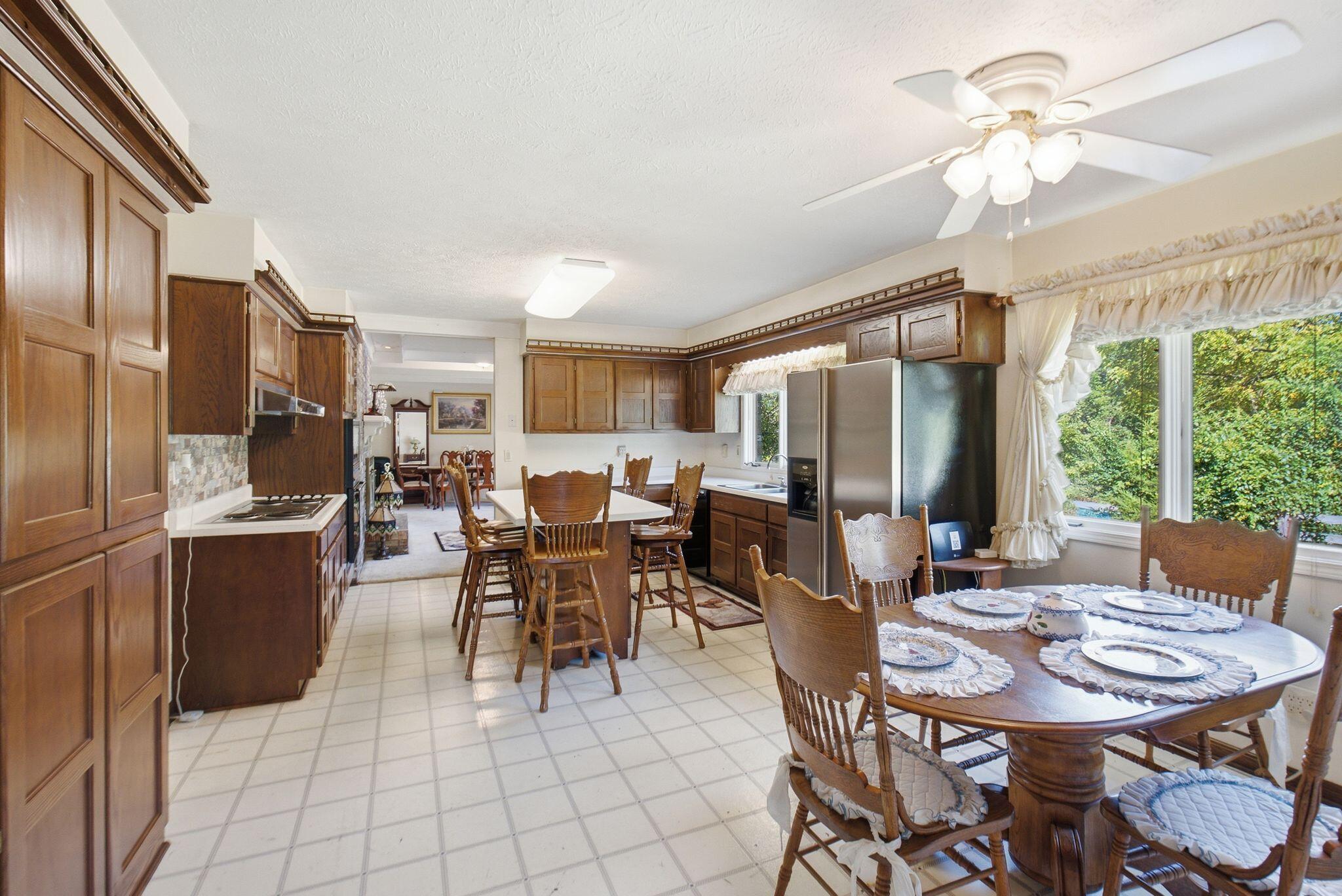 1023 Bicknell Lane Property Photo 17