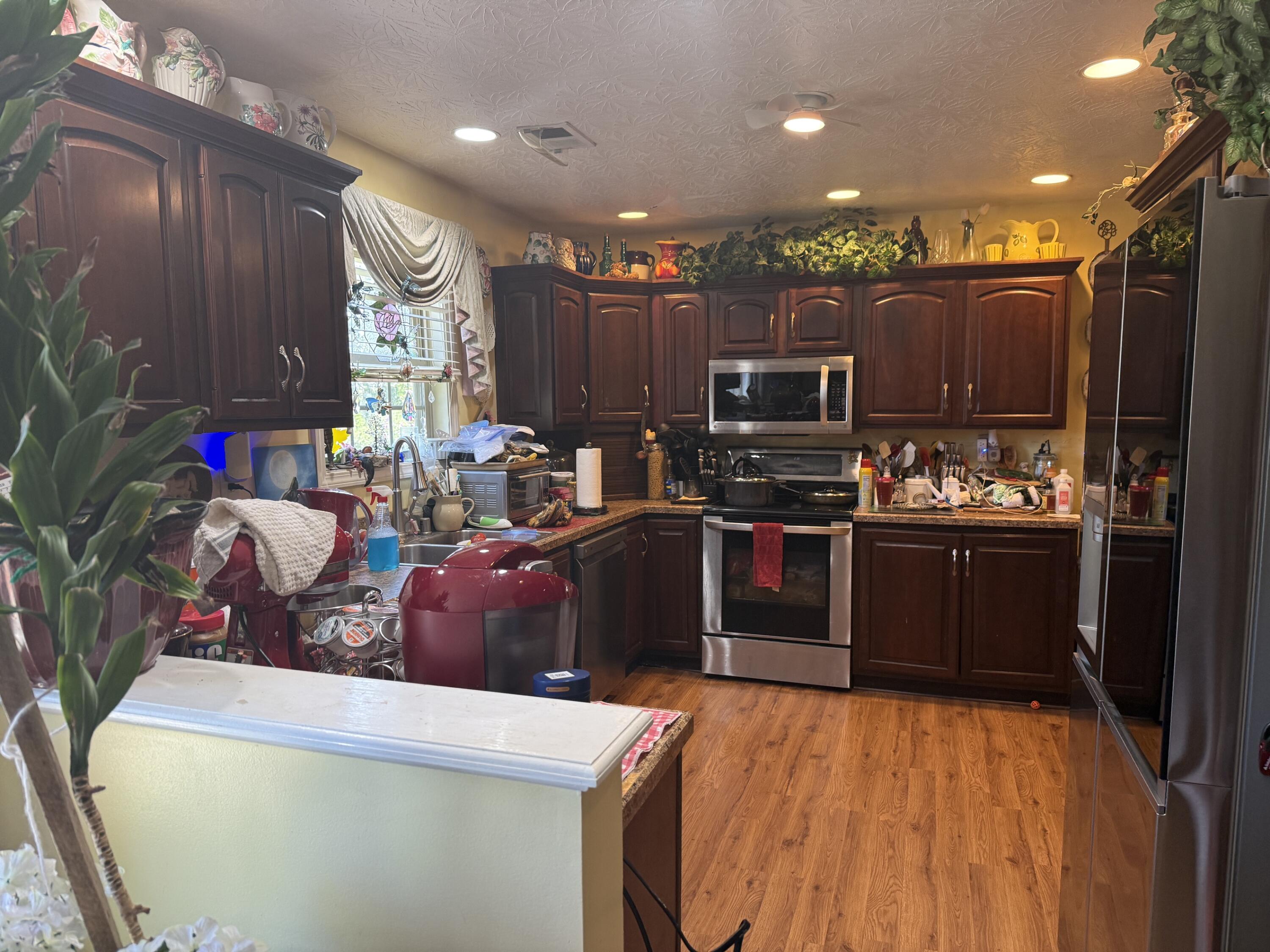 2939 Kemper Lane Property Photo 17