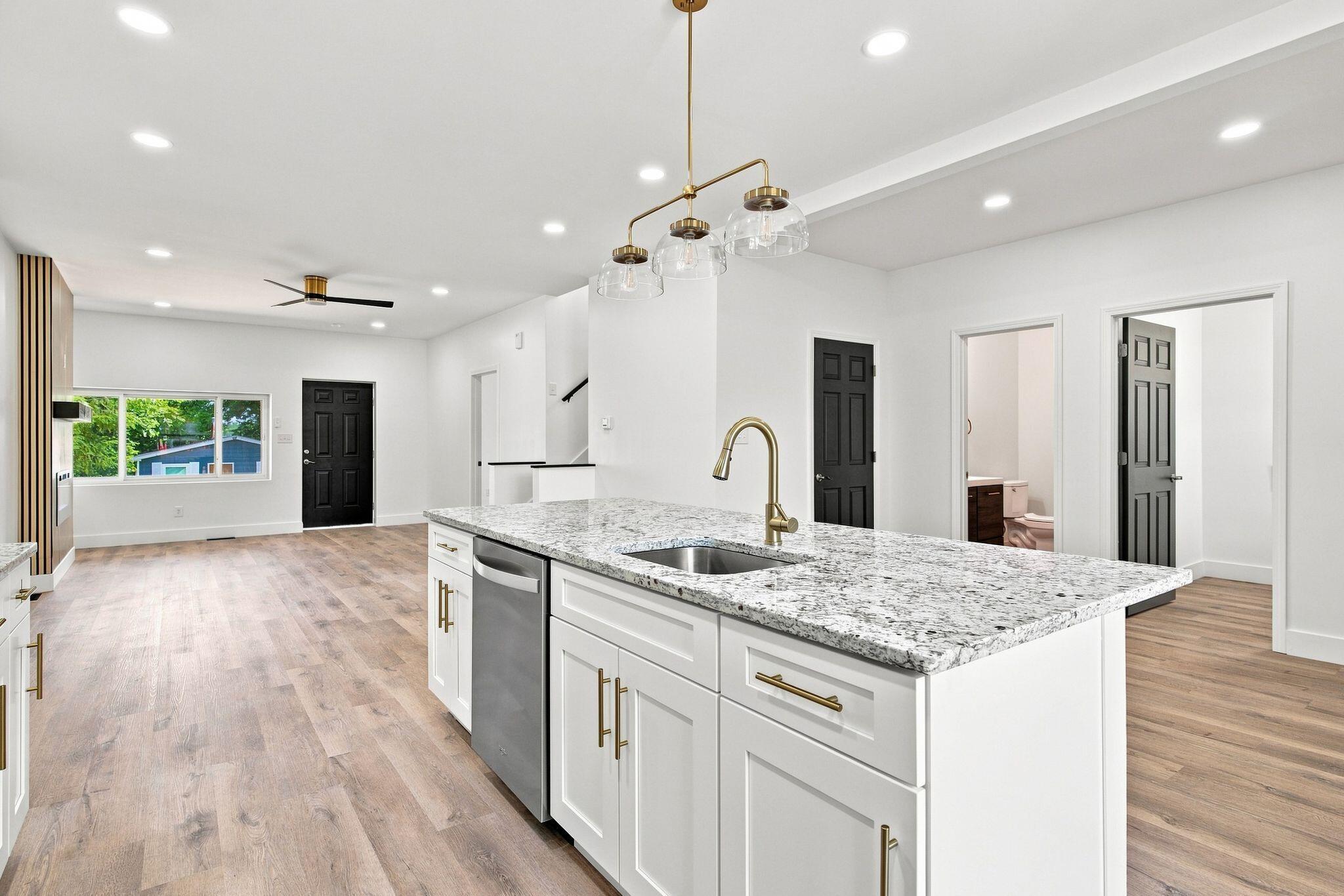 238 Rand Avenue Property Photo 15